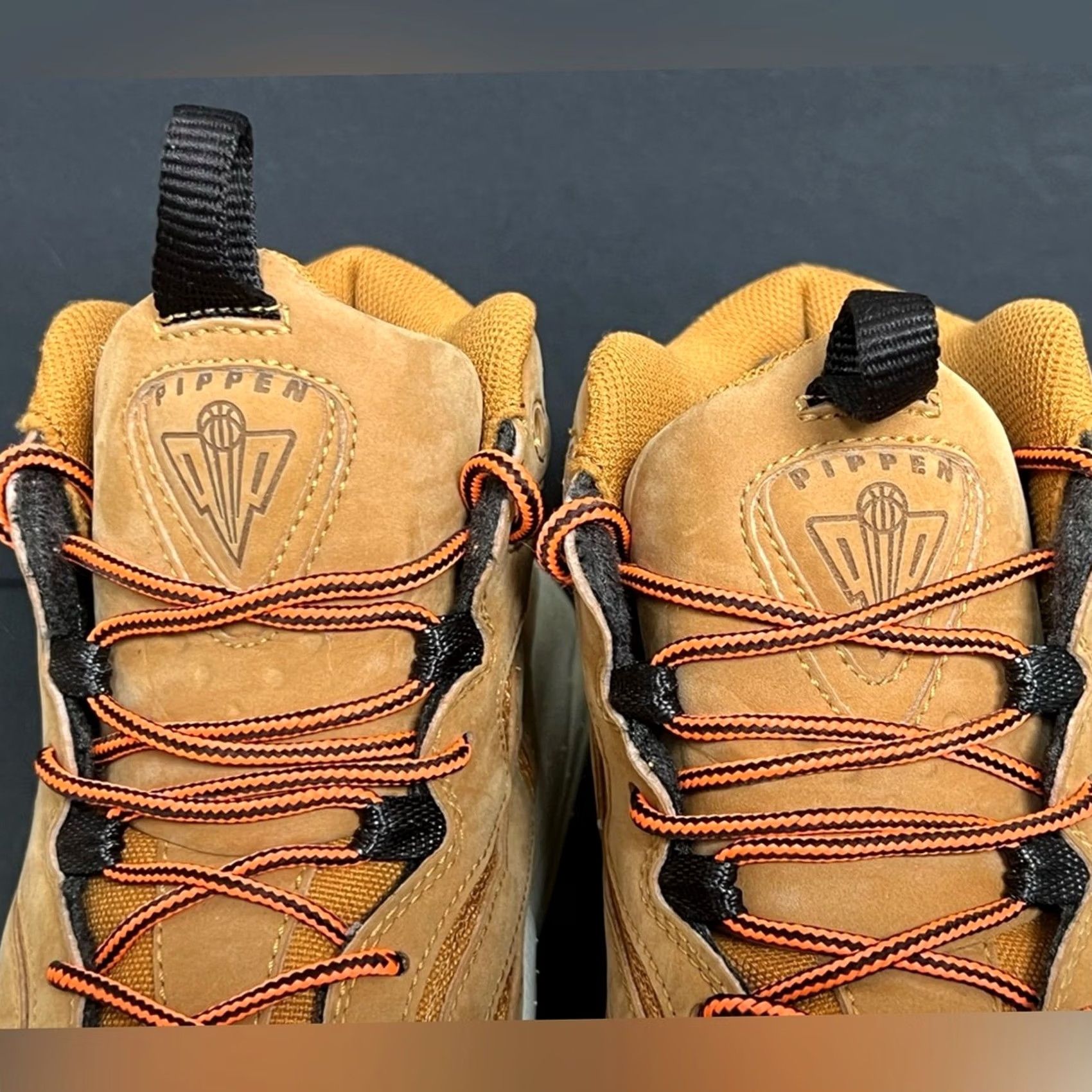 Nike VINTAGE Rare SAMPLE Nike Air Pippen 2017 Desert Ochre Velvet Brown Size 9 Mens Shoes Size US 9 / EU 42 - 5 Thumbnail