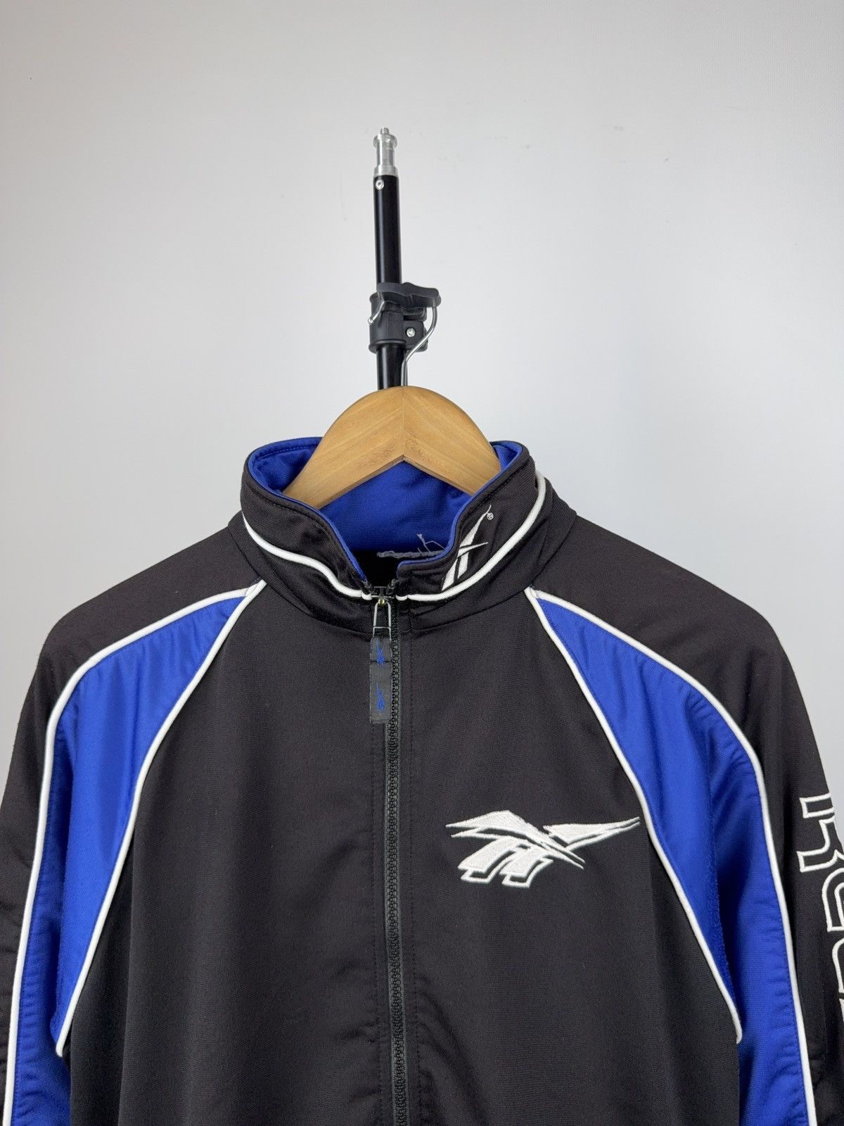 Reebok Vintage 90s Reebok Vector Logo Track Jacket Black Blue Size US S / EU 44-46 / 1 - 2 Thumbnail