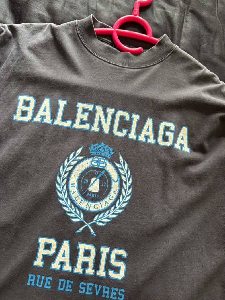 Balenciaga Balenciaga Short sleeve Size US S / EU 44-46 / 1 - 1 Thumbnail