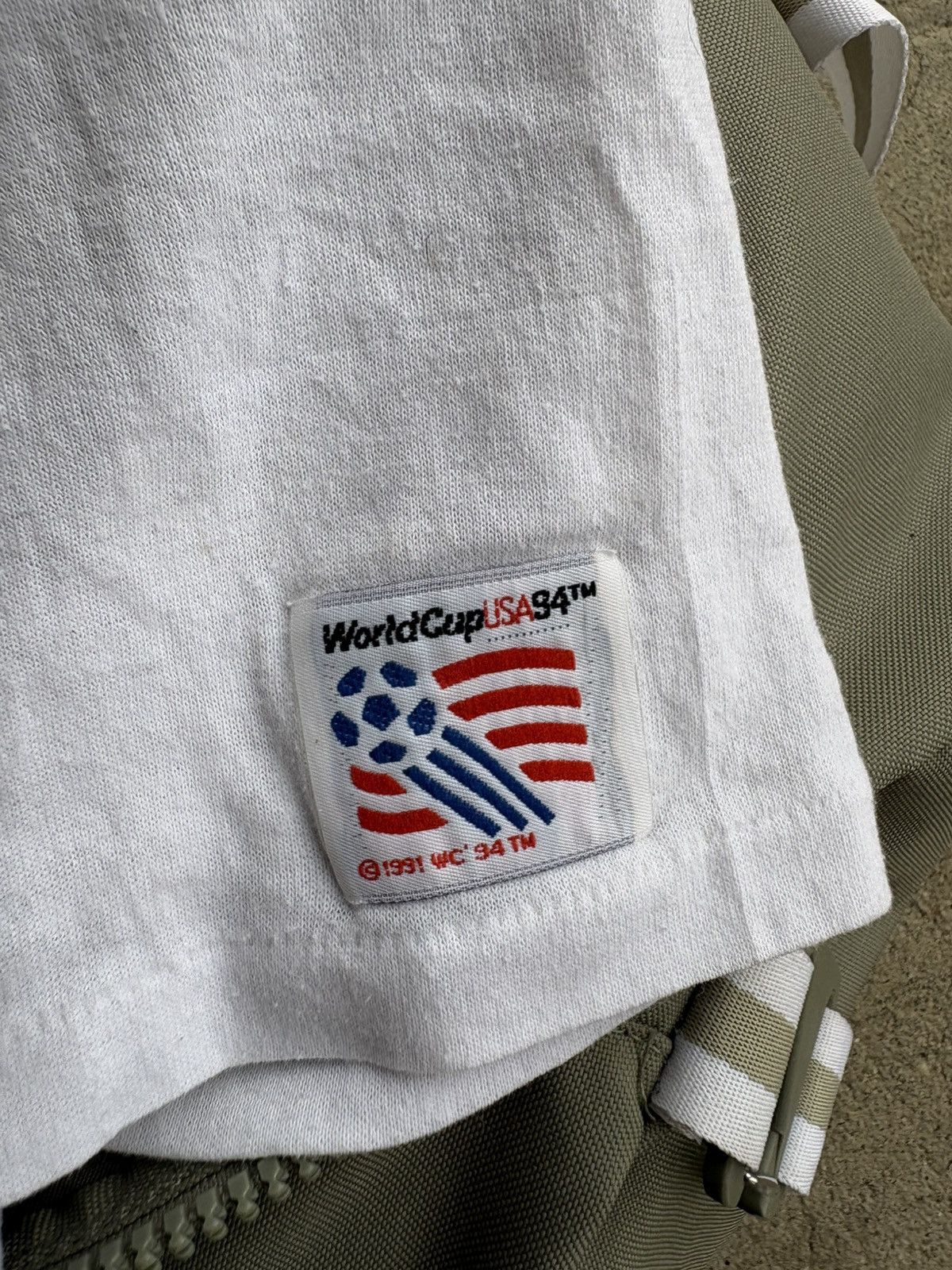 Vintage World Cup USA 94 Vintage Bicycle Kick Tee Size US S / EU 44-46 / 1 - 3 Thumbnail