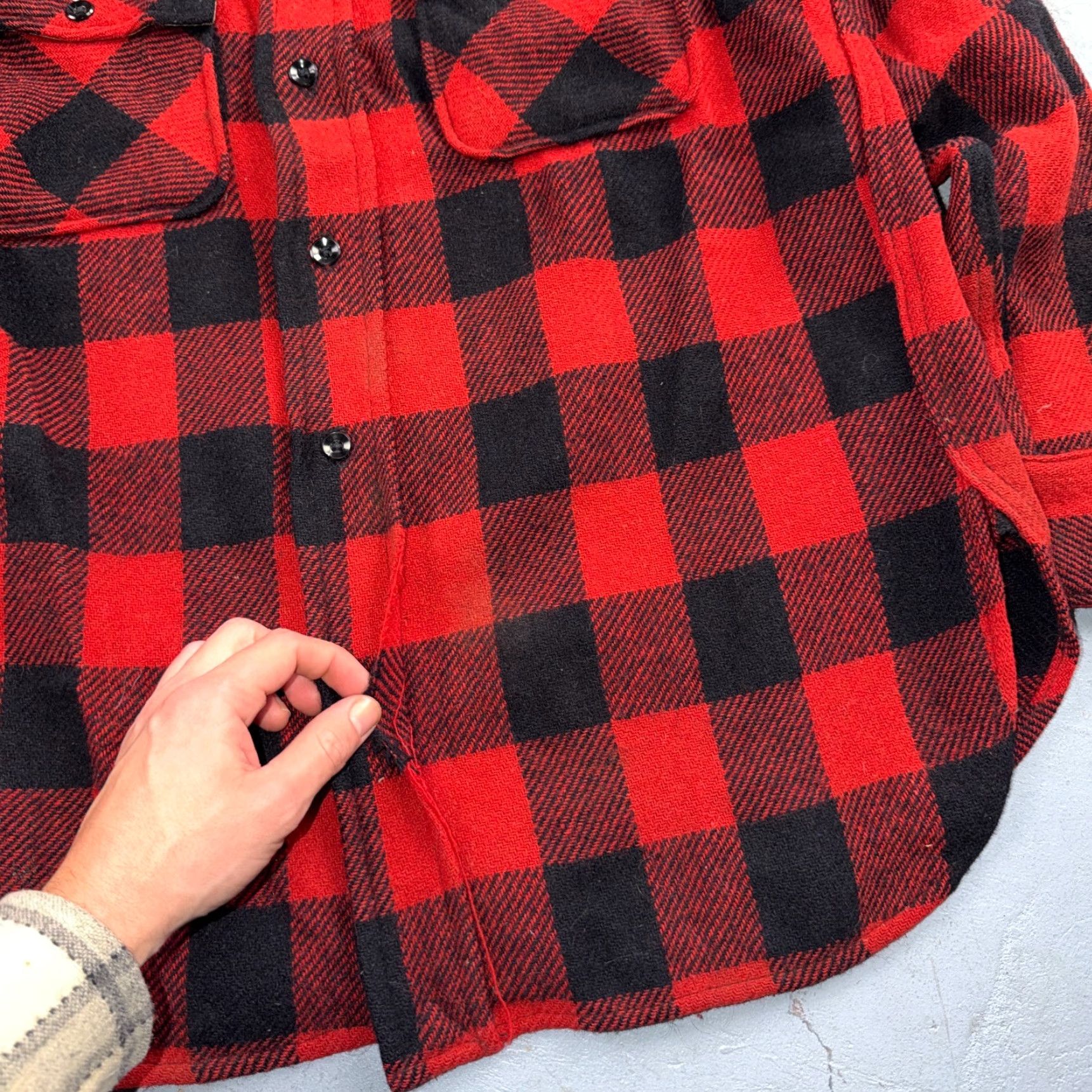 JCPenney VINTAGE Penneys Jacket Plaid Wool Buffalo Red Black 1940s 40s 50s Shirt Parka Men M Wool Size US M / EU 48-50 / 2 - 4 Thumbnail