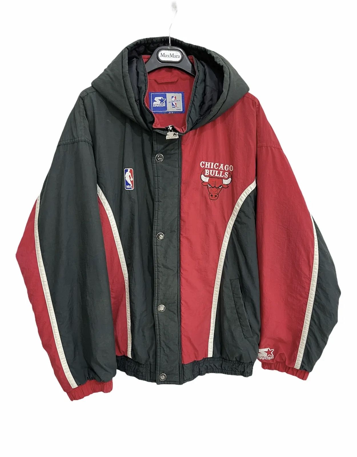 Starter 🔥 vintage starter Chicago Bulls NBA bomber puffer jacket L Size US L / EU 52-54 / 3 - 8 Thumbnail