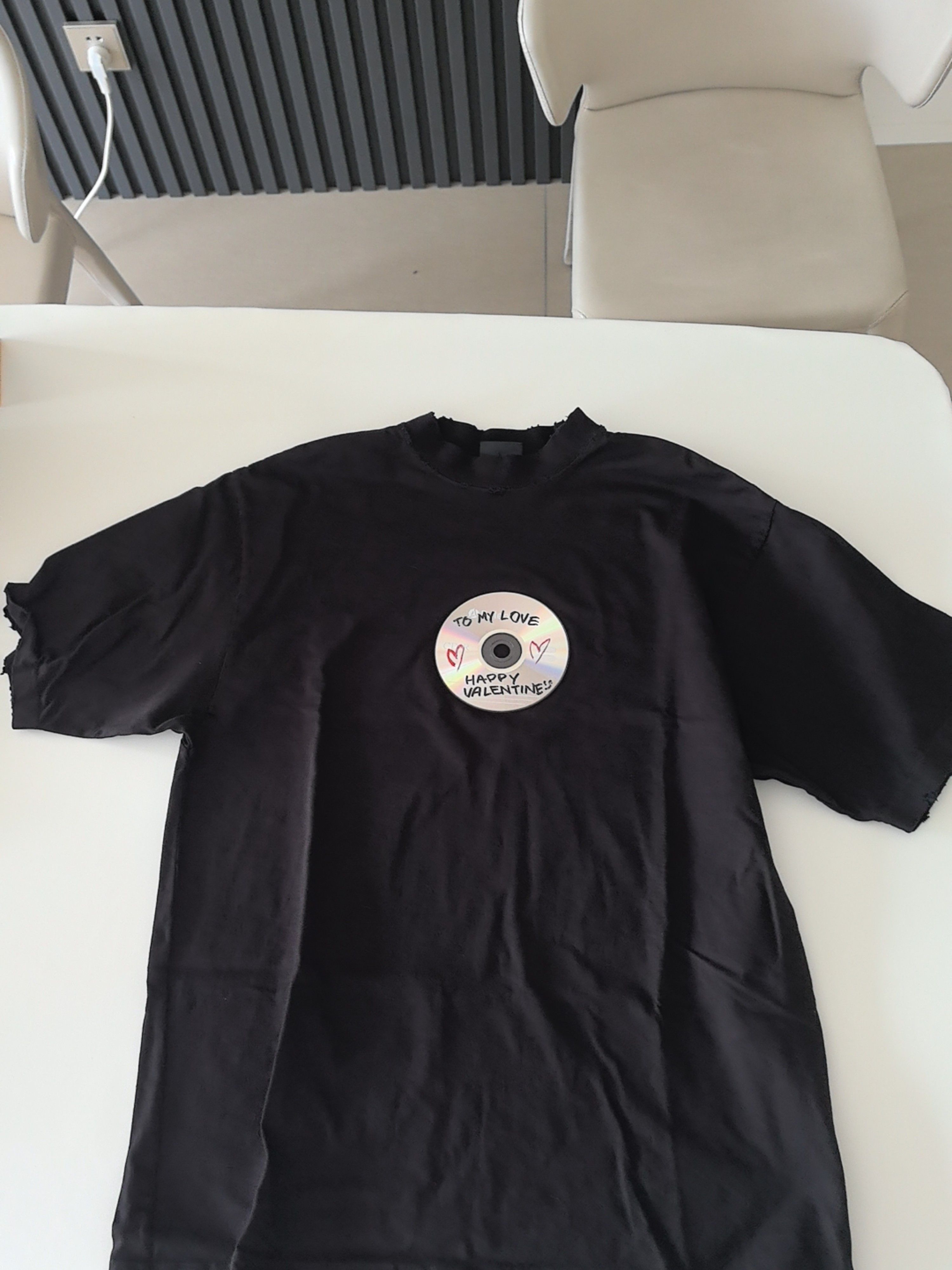Balenciaga Balenciaga To My Love CD Print T-Shirt XS Size US XS / EU 42 / 0 - 1 Thumbnail