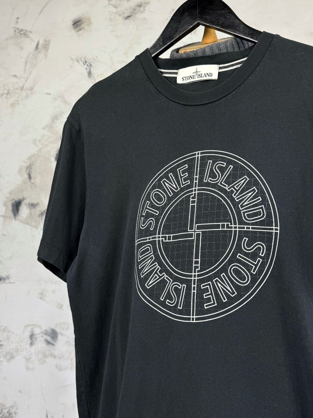 Stone Island Stone Island Graphic T-Shirt Size XL - XXL Size US XXL / EU 58 / 5 - 3 Thumbnail