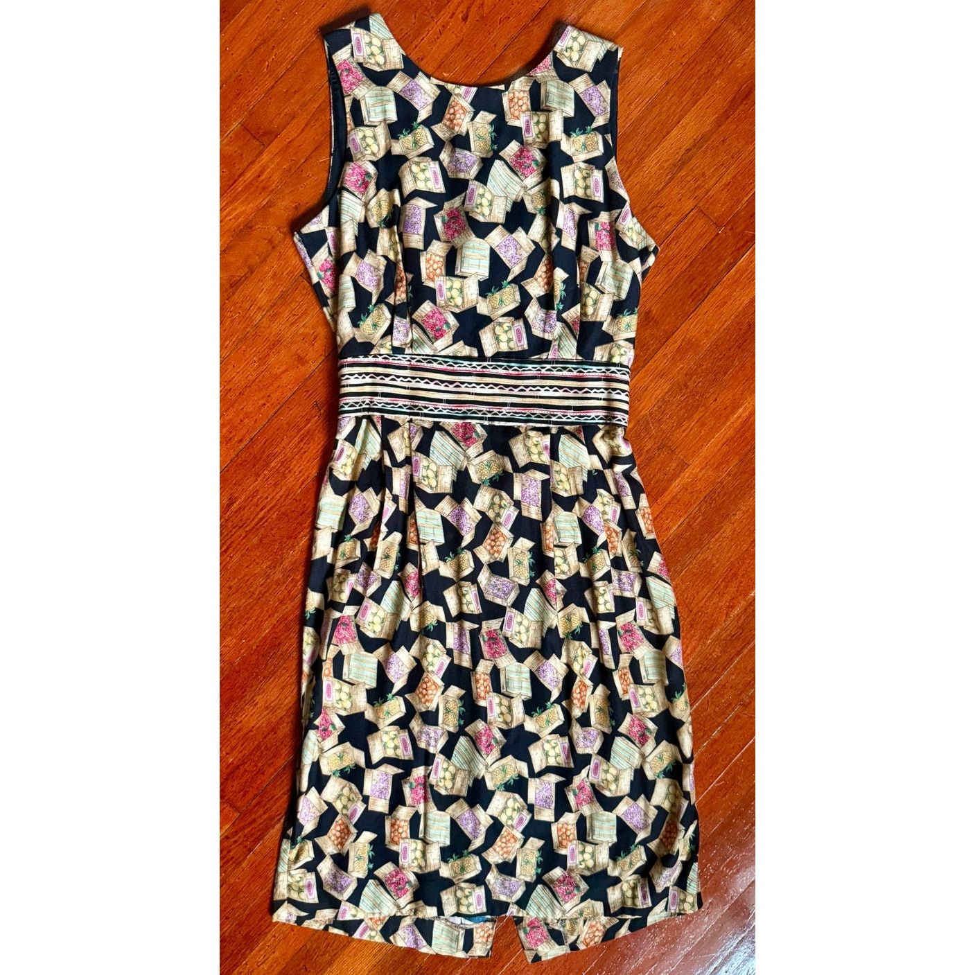 Vintage Vintage 90s Farmers Market Fruit Cut Out Mini Dress Small XS Size XS / US 0-2 / IT 36-38 - 1 Thumbnail
