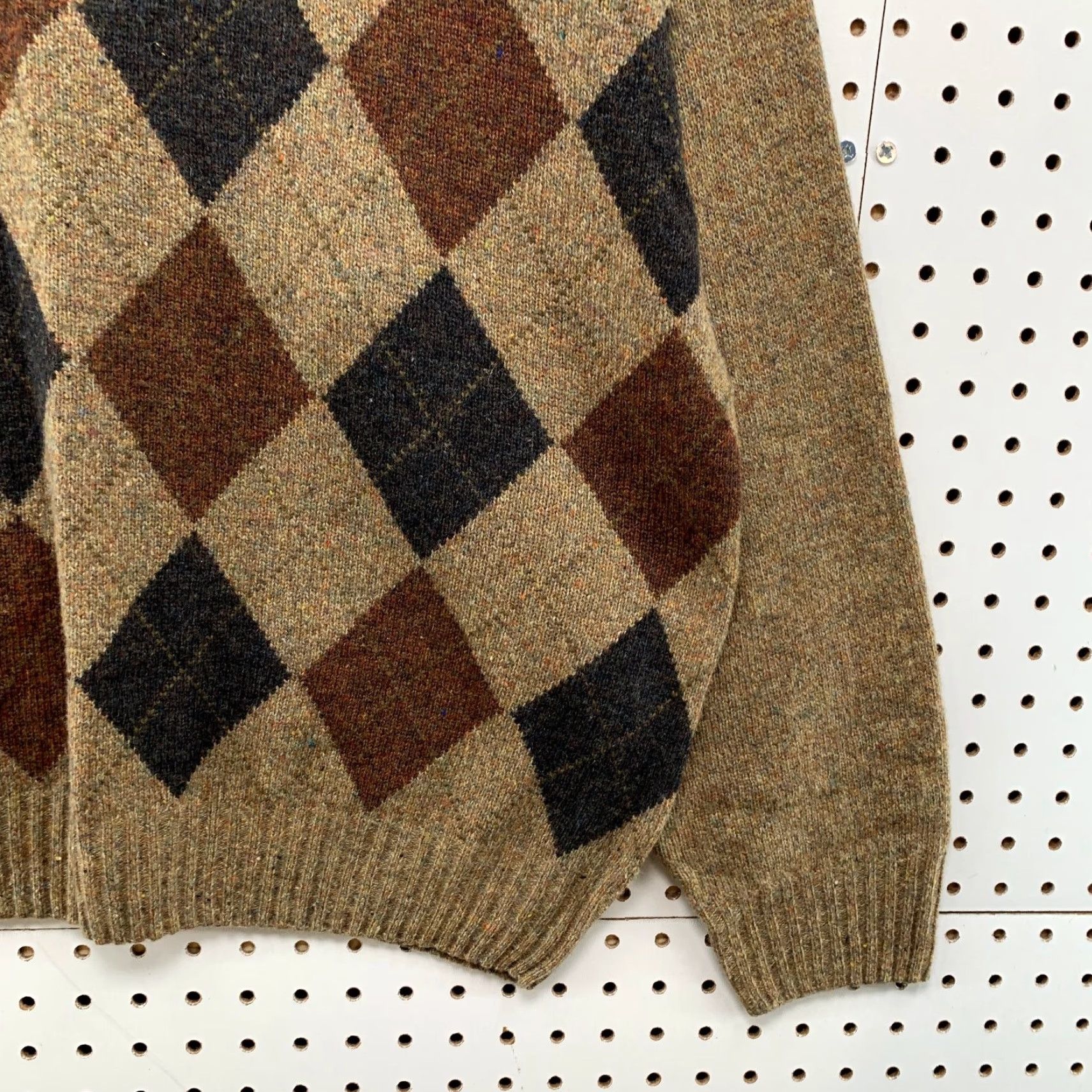 Geoffrey Beene VINTAGE Geoffrey Beene Argyle Wool Sweater Men M Brown Crewneck Pullover Knit Winter Fall Regular Size US M / EU 48-50 / 2 - 6 Thumbnail