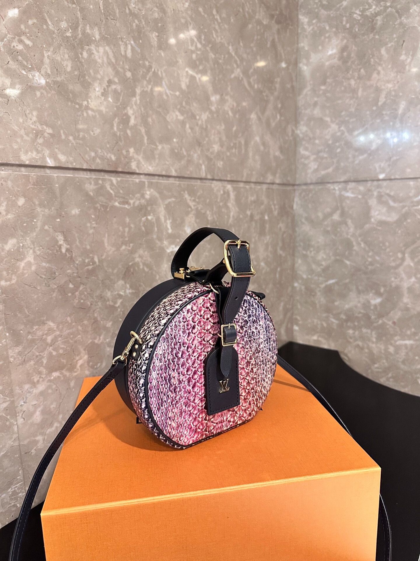 Louis Vuitton Louis Vuitton Purple Gradient Snake Skin Bag Size ONE SIZE - 1 Thumbnail
