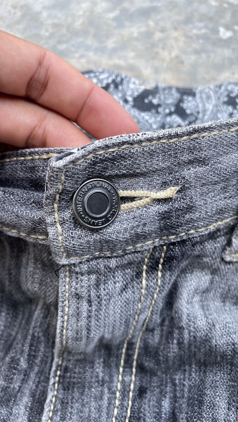 Fubu × Japanese Brand Ventina Carpenter Jorts Paisley 90s Size US 33 - 5 Thumbnail