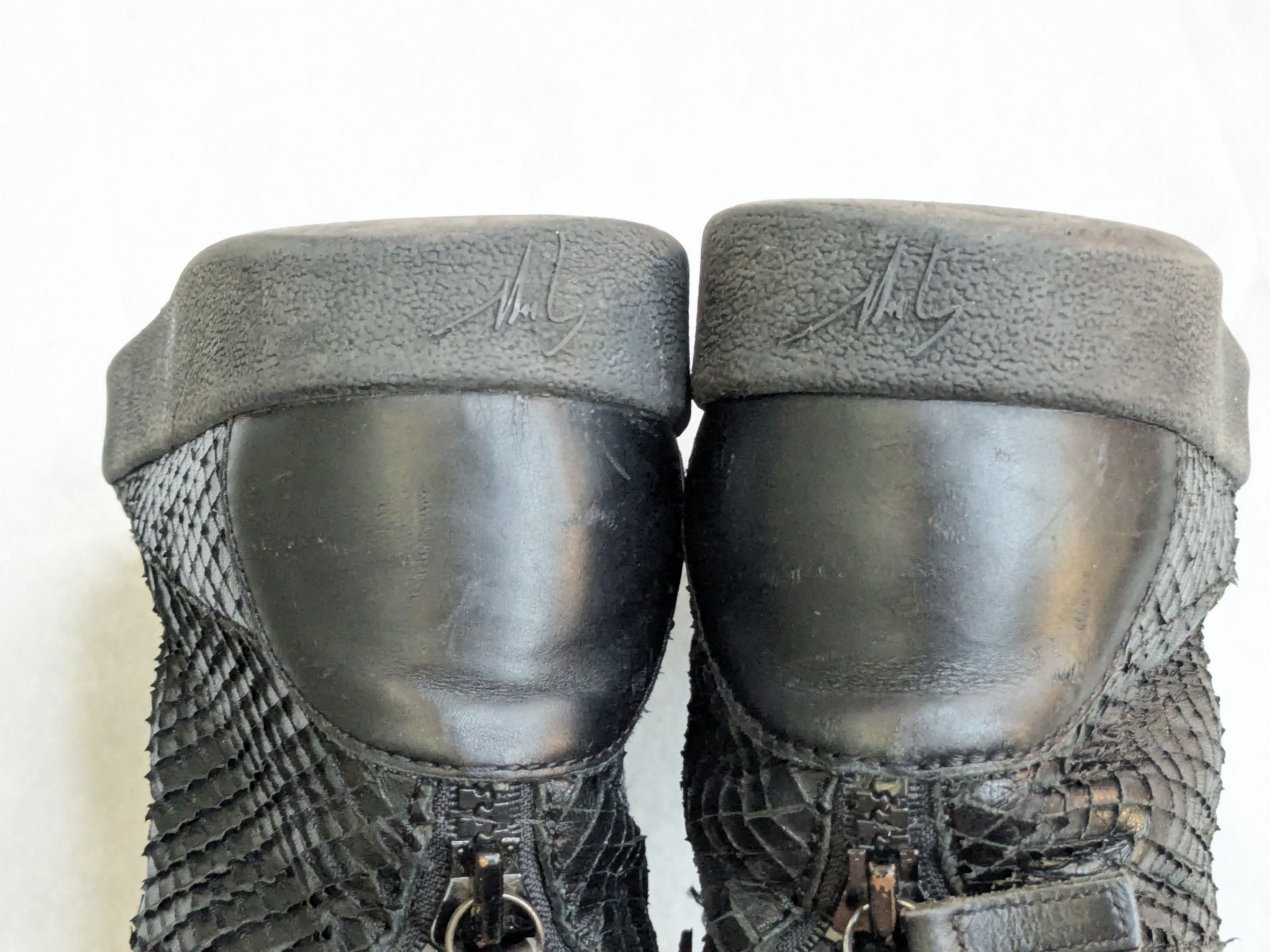Giuseppe Zanotti Giuseppe Zanotti High Top Sneakers Black Snakeskin 9.5 42.5 Size US 9.5 / EU 42-43 - 11 Thumbnail