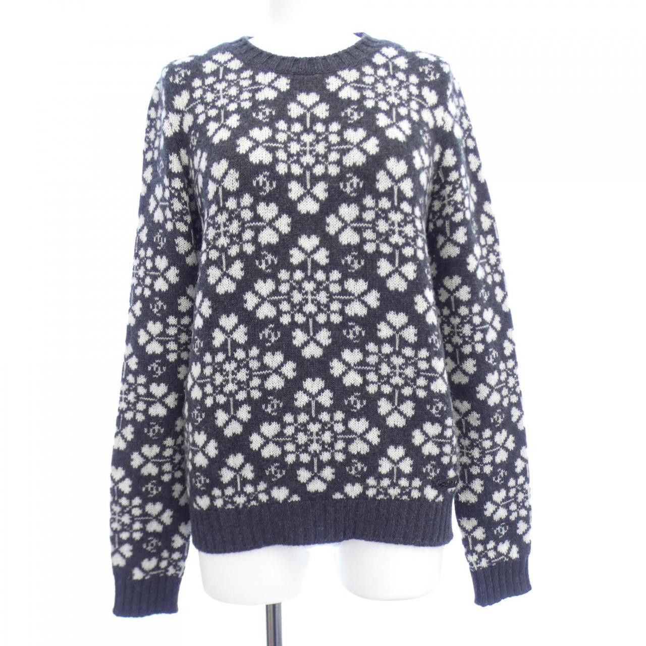 Chanel Chanel Chanel P71472K10252 Cashmere Knit Others Tops P71472K10252 DUTY FREE for USA Size ONE SIZE - 1 Thumbnail