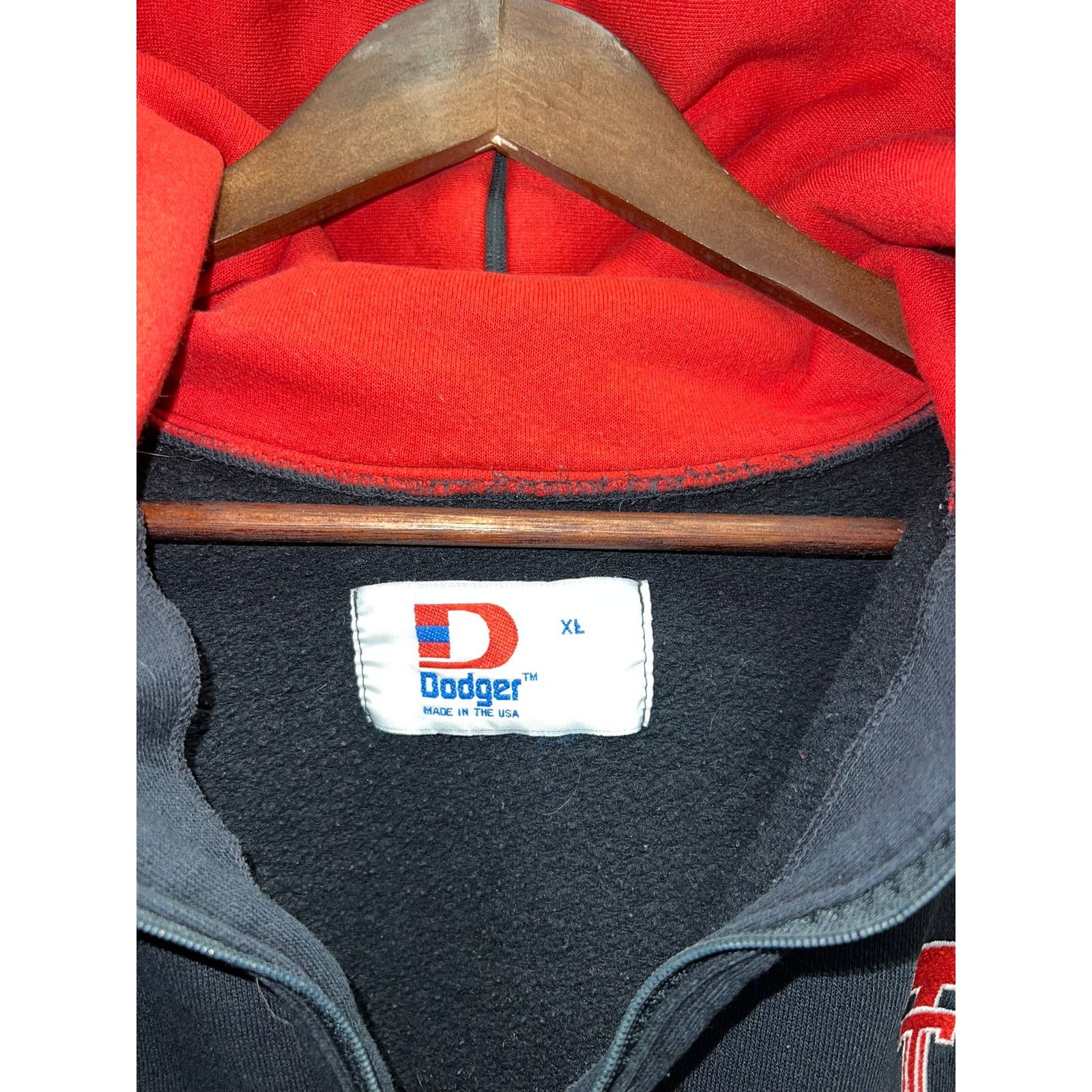 Vintage Vintage Texas Tech Hoodie Black Red TT University 80s VTG XL Size US XL / EU 56 / 4 - 6 Thumbnail