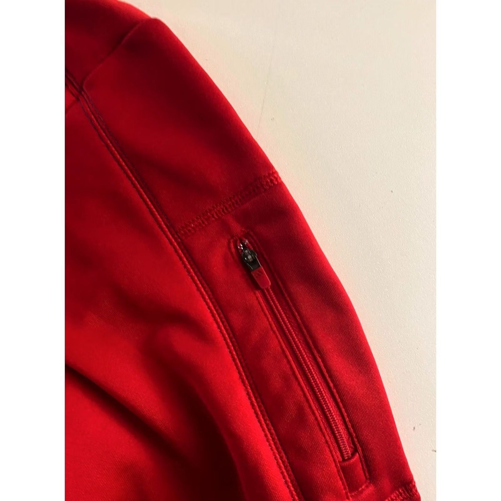 Adidas Adidas Sweater Large L Red Gray Trim Zippered Multicolor Men Size US L / EU 52-54 / 3 - 2 Thumbnail