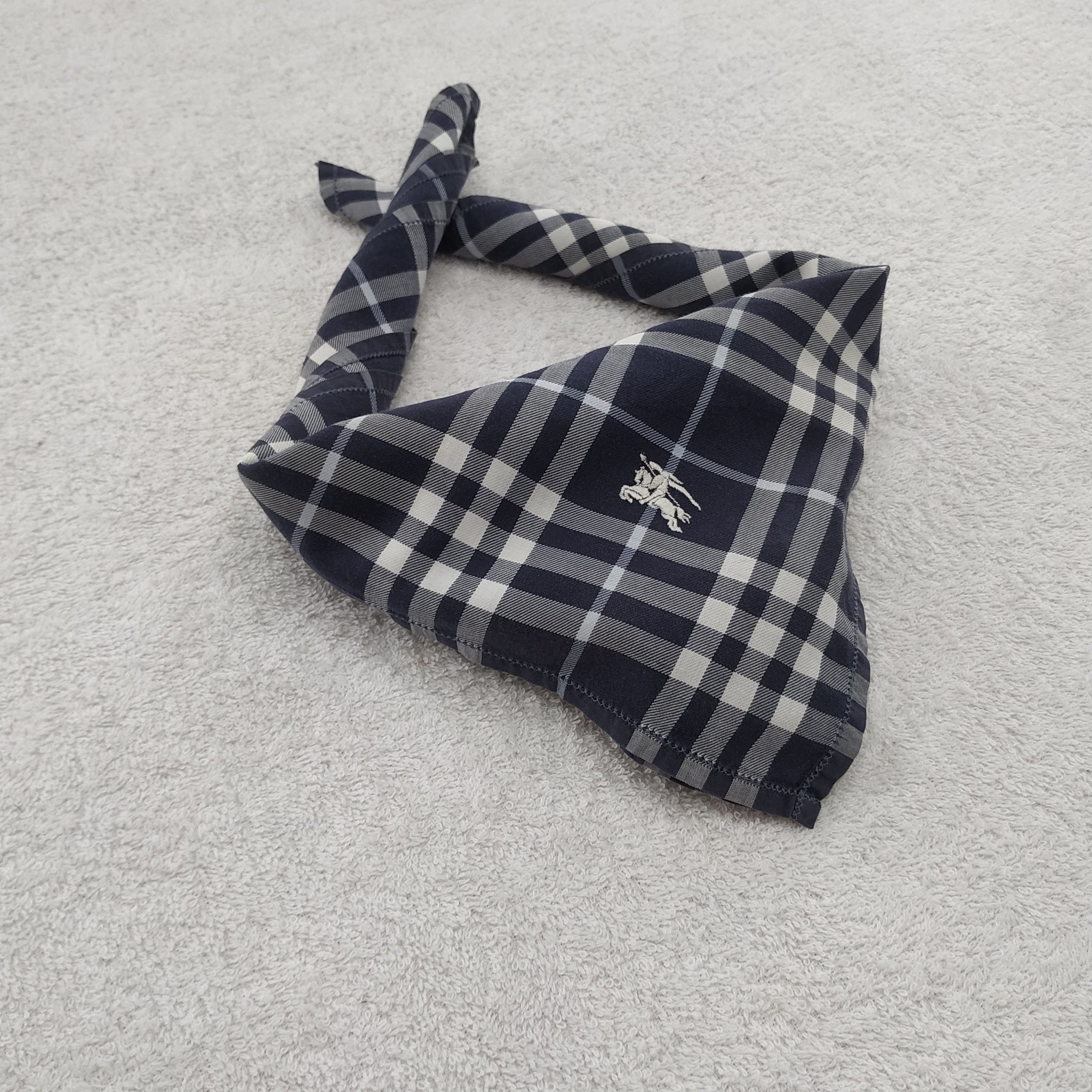 Burberry × Vintage Burberry Bandana / Handkerchief / Neckerchief - S025 Size ONE SIZE - 3 Thumbnail