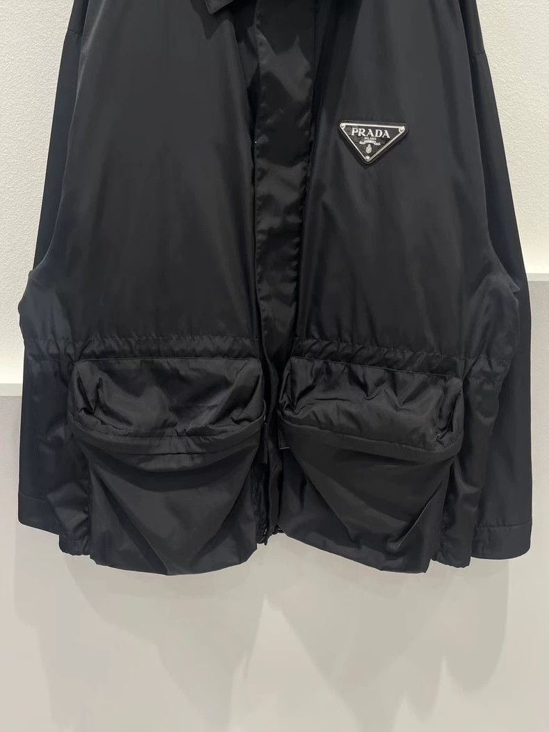 Prada Prada Metal triangle logo nylon zipper jacket 2501-Nextarro Size US M / EU 48-50 / 2 - 4 Thumbnail