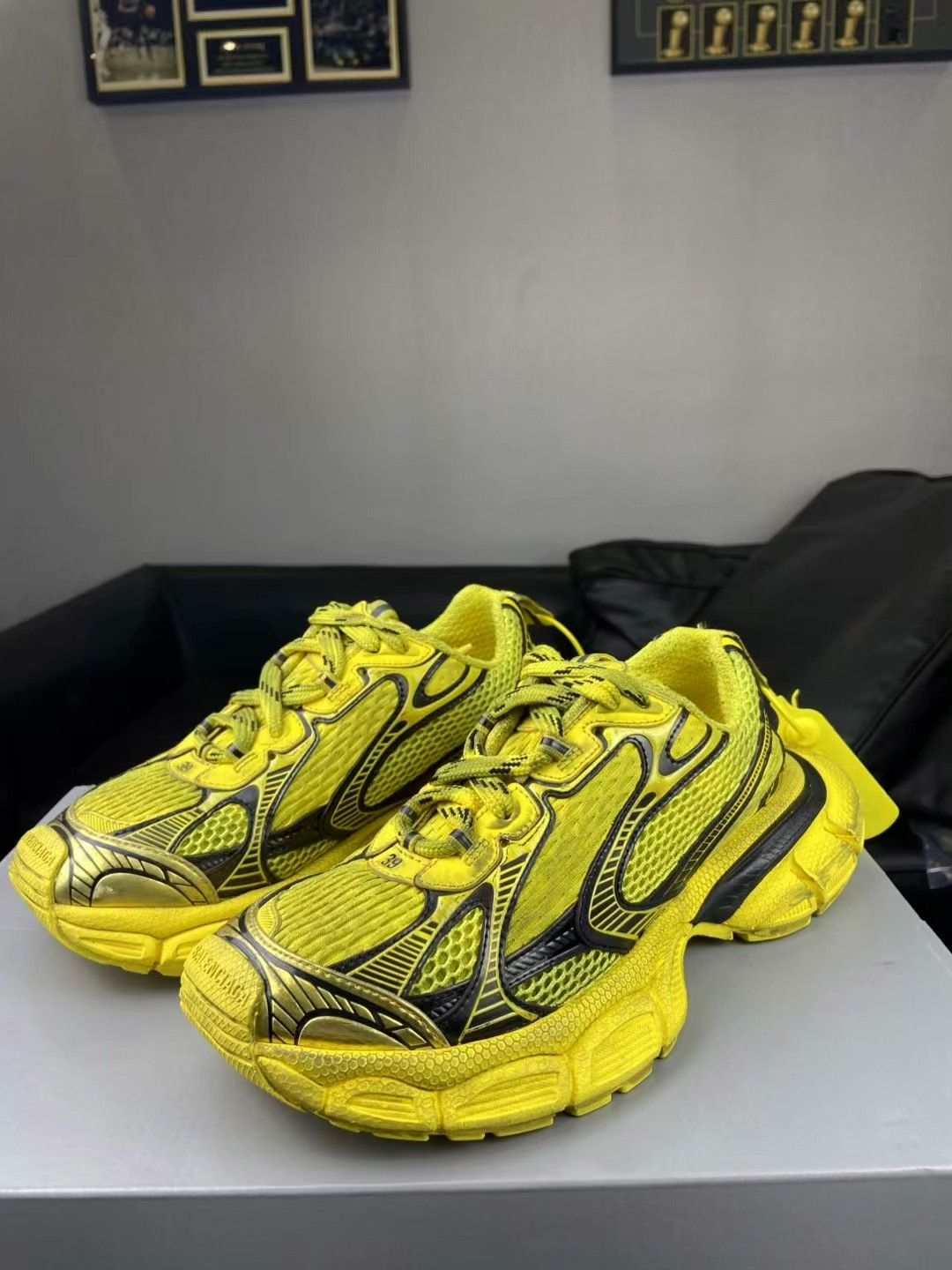 Balenciaga Balenciaga Distressed Yellow Lowtop Sneakers XXXL Men Size US 10 / EU 43 - 1 Thumbnail