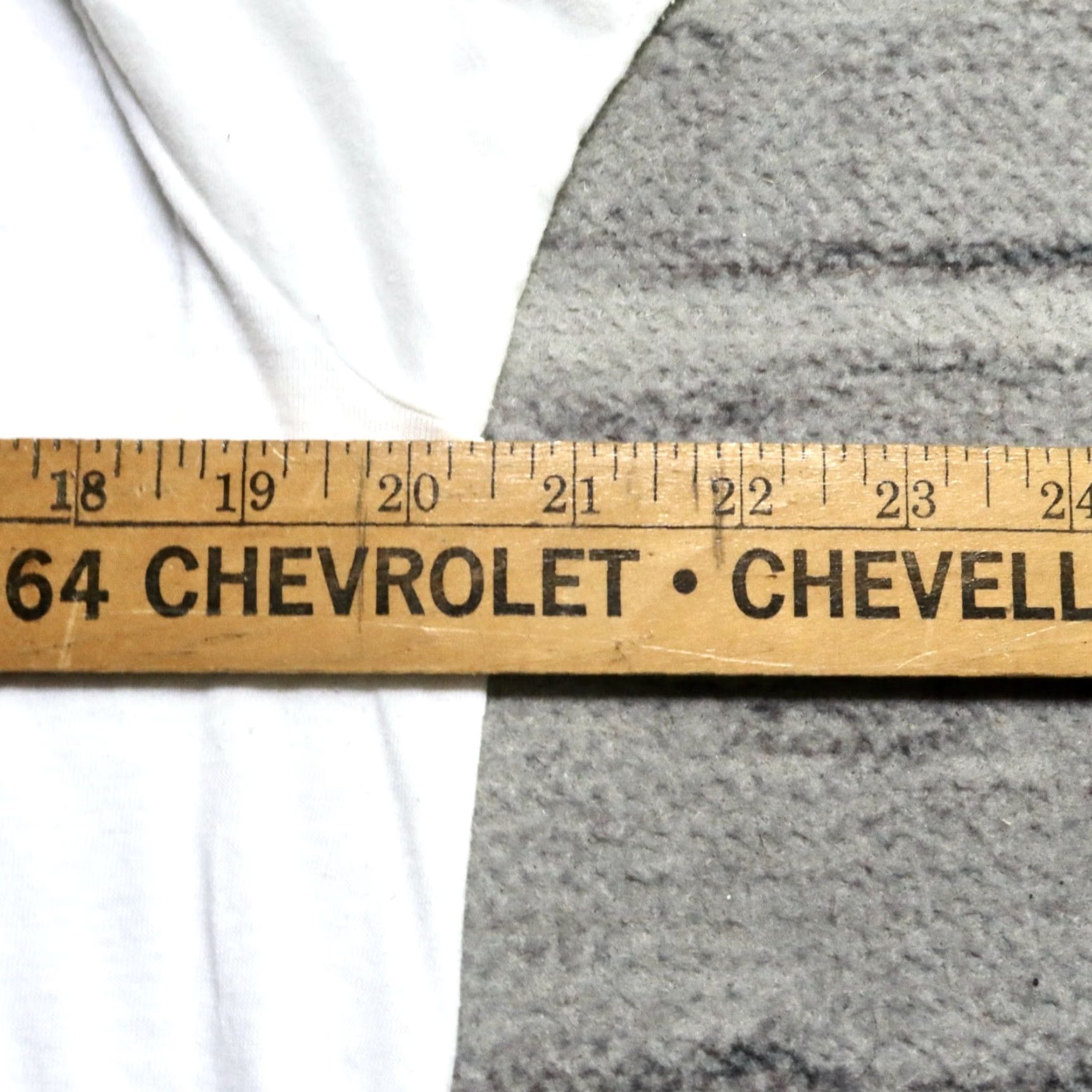 Vintage VINTAGE Vintage 90s Black by Nature Proud by Choice Shirt Mens L White Size US L / EU 52-54 / 3 - 7 Thumbnail