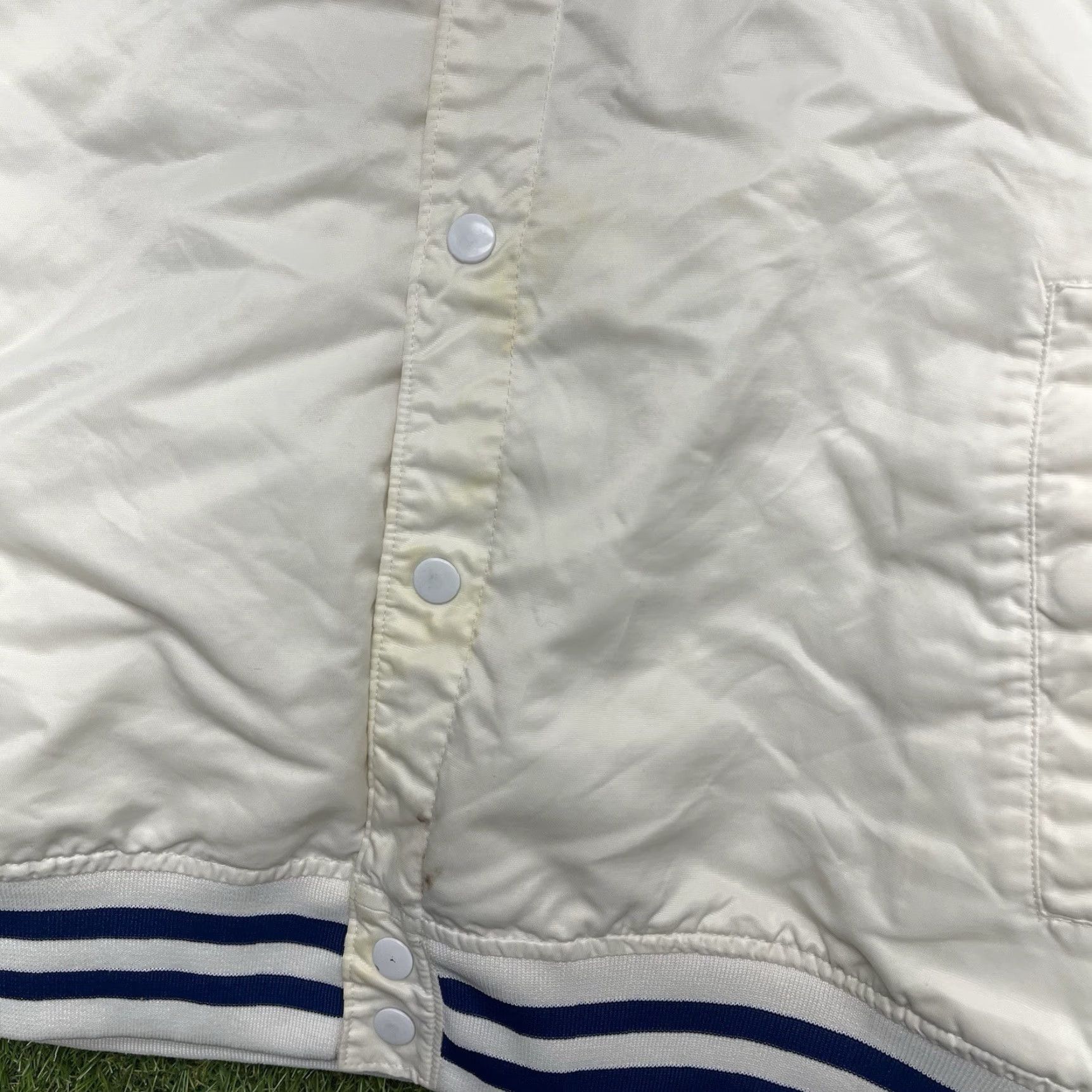 Jordan Brand Vintage Nike Air Club Jacket Mens 2XL Satin White Flight Spellout 90s Bomber Jacket Size US XXL / EU 58 / 5 - 4 Thumbnail