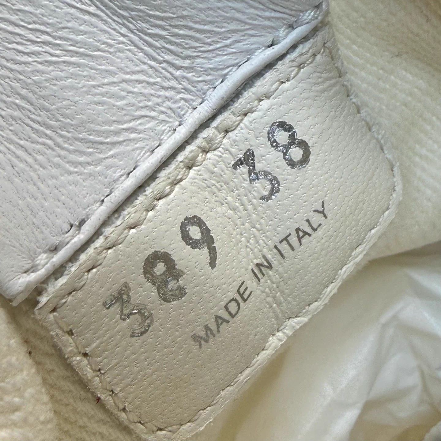 Miu Miu Miu Miu 25 ivory canvas cookie sneakers 38 Size US 7 / IT 37 - 8 Thumbnail