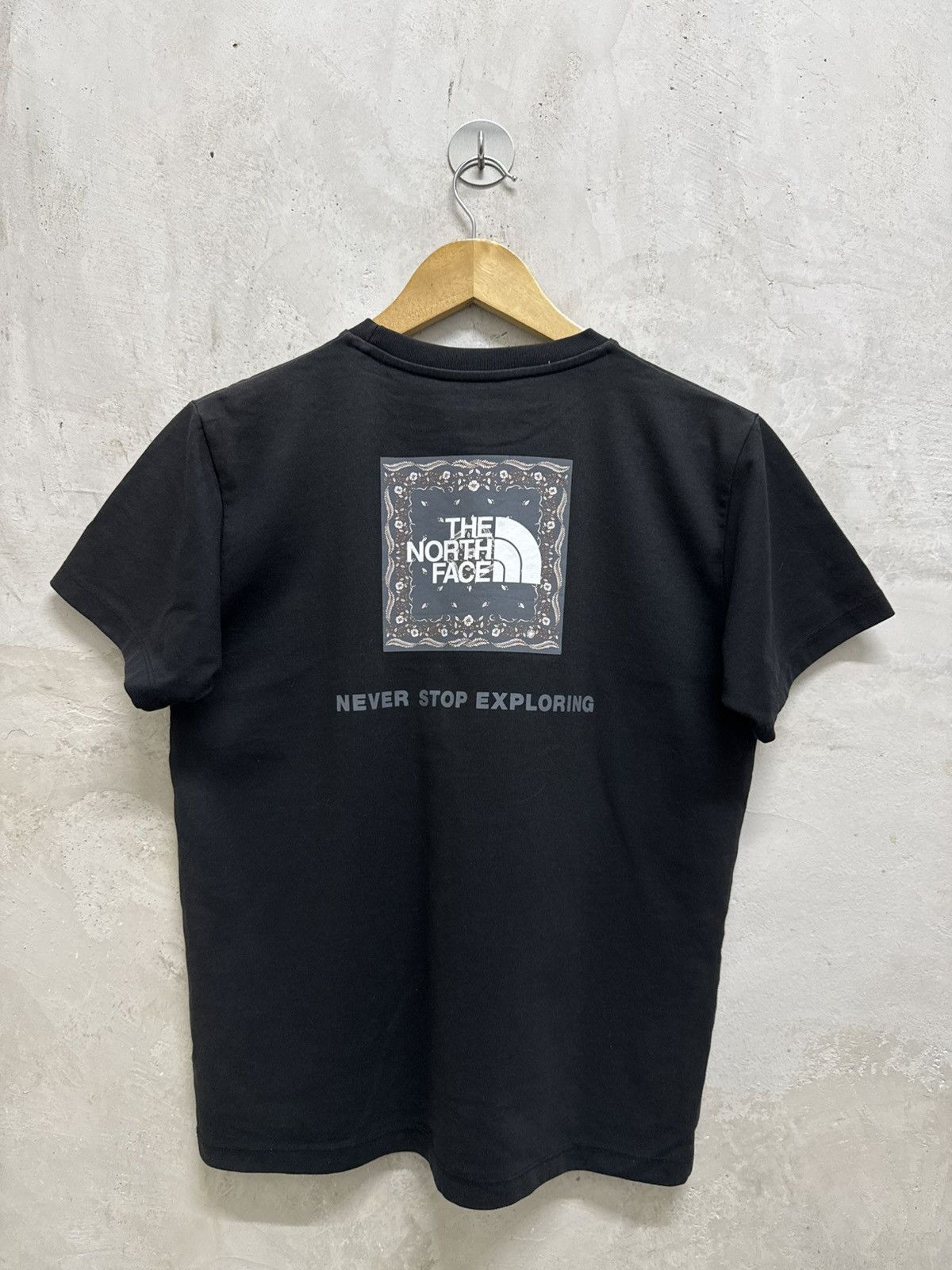 The North Face The North Face Bandana Tee Size US L / EU 52-54 / 3 - 1 Thumbnail