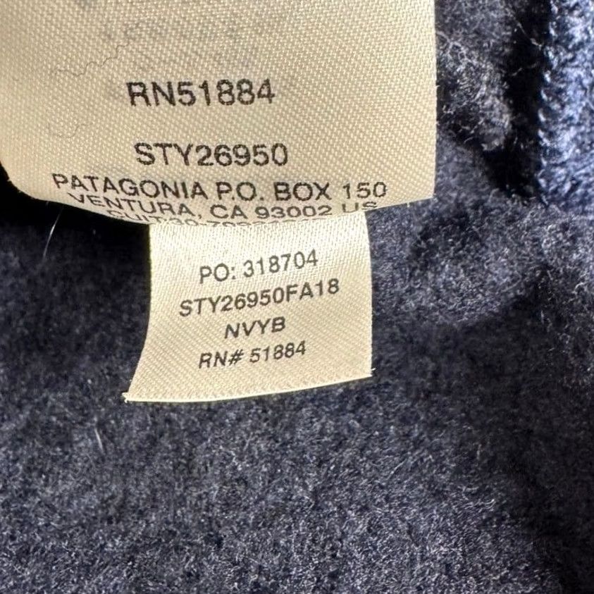 Patagonia Patagonia Women's Navy Blue Woolyester 1/4 Zip Pullover Sweater M Women Shirt - Vintage? Size M / US 6-8 / IT 42-44 - 7 Thumbnail