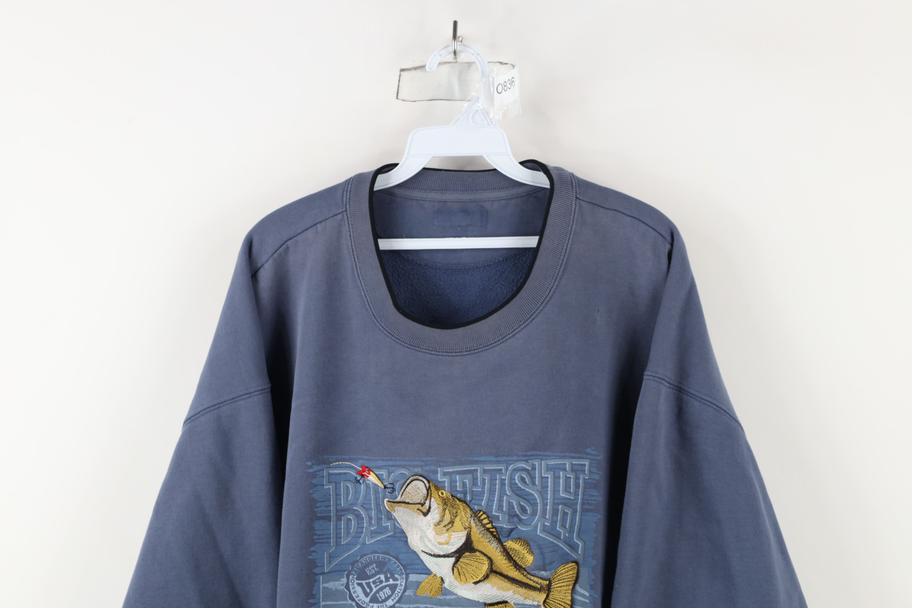 Vintage Vintage 90s Streetwear Big Fish Bass Fishing Sweatshirt Blue Size US XXL / EU 58 / 5 - 2 Thumbnail