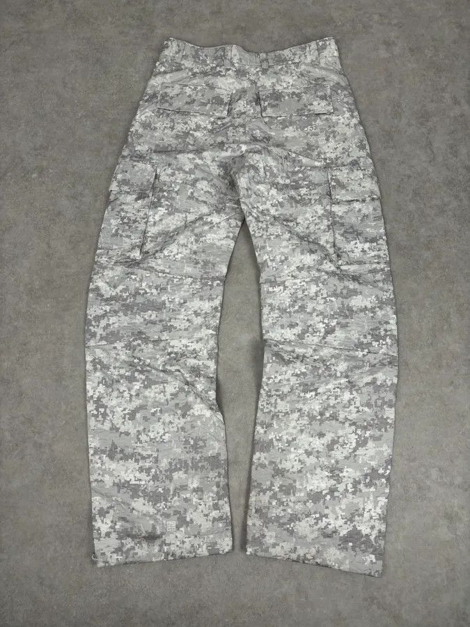 Givenchy SS2023 Givenchy Camo White Distressed Cargo Pants Size US 32 / EU 48 - 7 Thumbnail