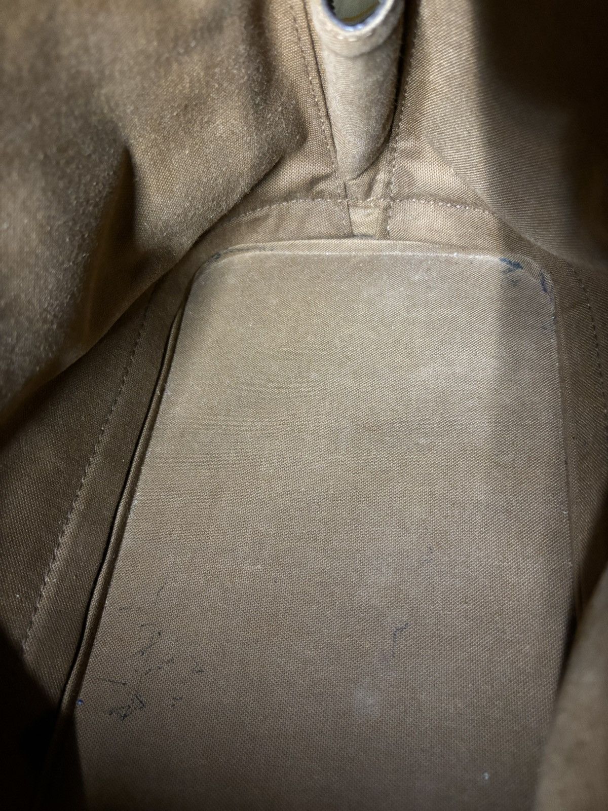 Louis Vuitton (very worn) Louis Vuitton Alma Size ONE SIZE - 12 Thumbnail