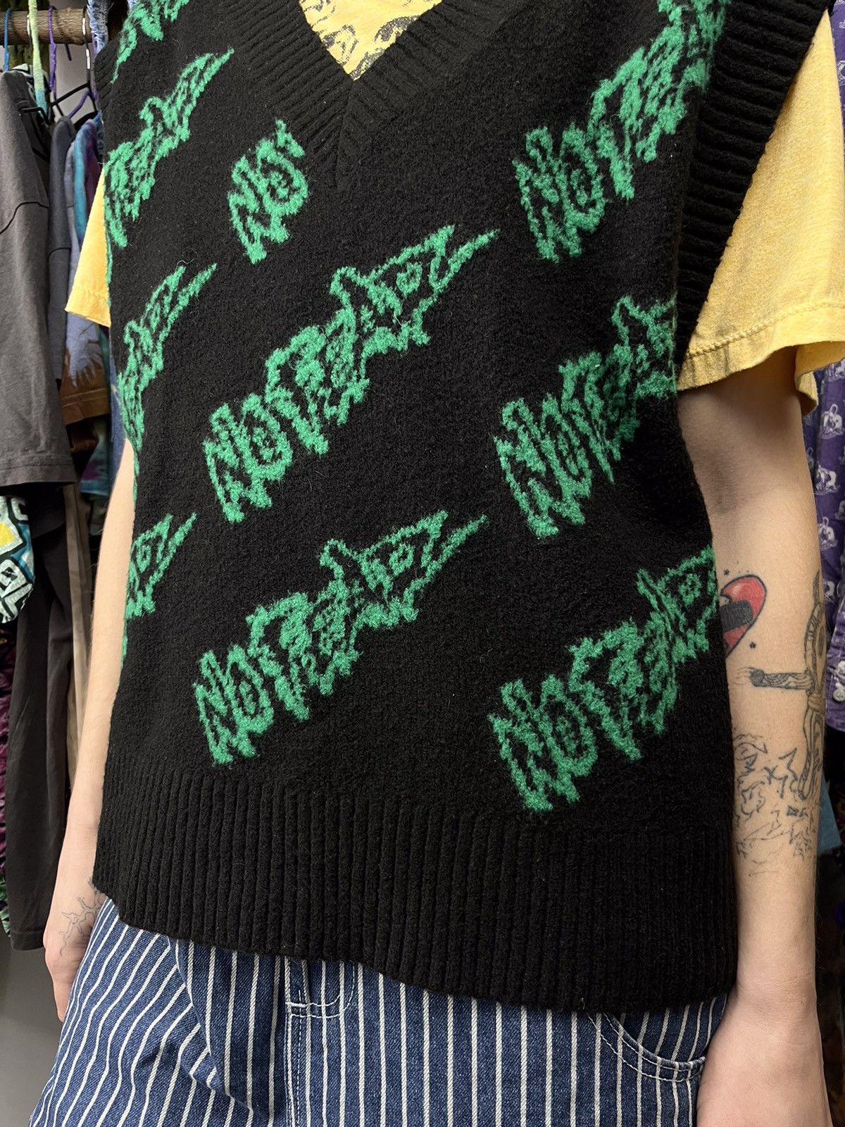 No Fear No Fear x H&M Jacquard Knit Vest Black/Green Y2K Style Size US S / EU 44-46 / 1 - 2 Thumbnail