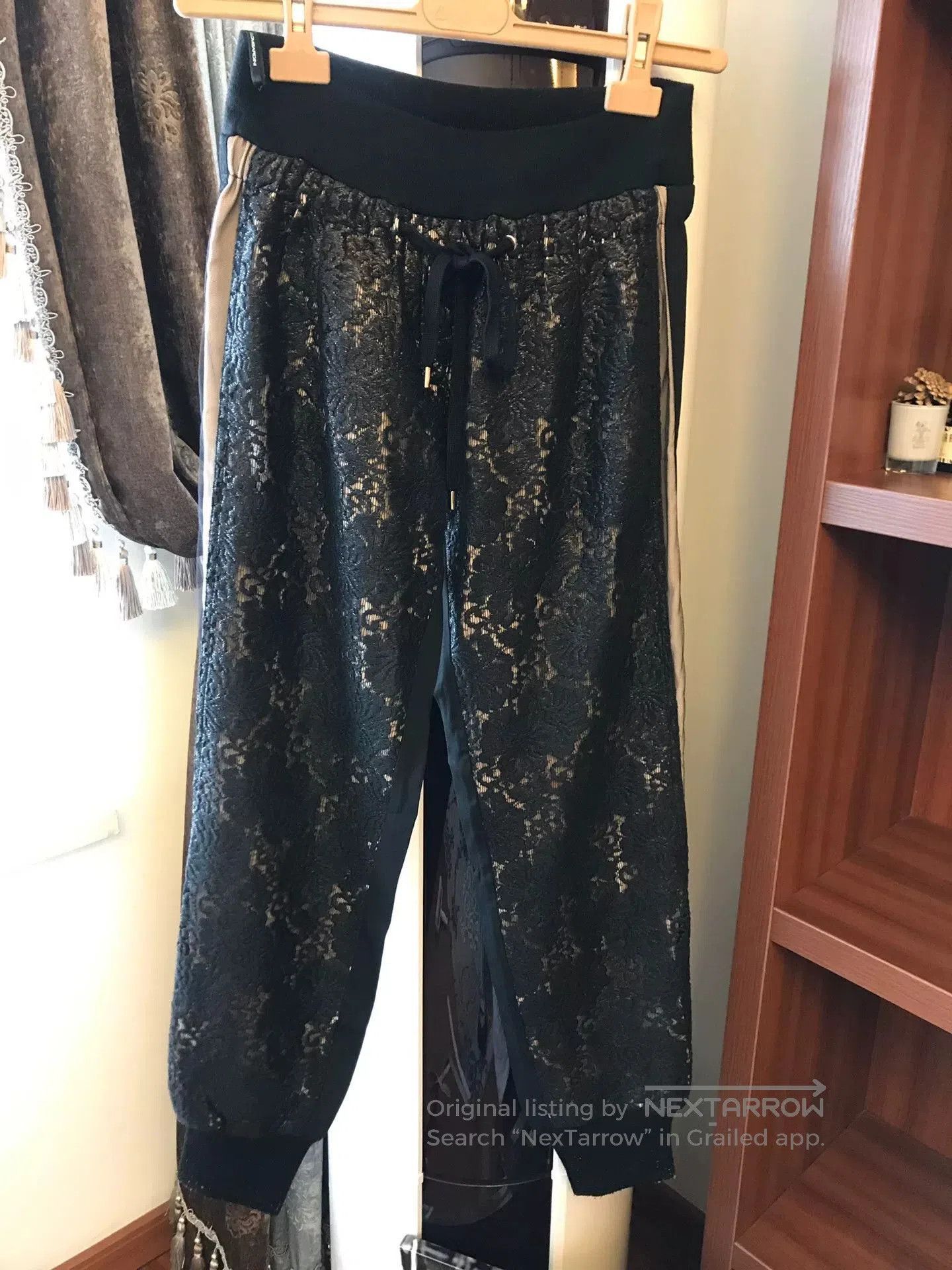 Other Italian Brand Women's Casual Pants. Size 28" / US 6 / IT 42 - 1 Thumbnail