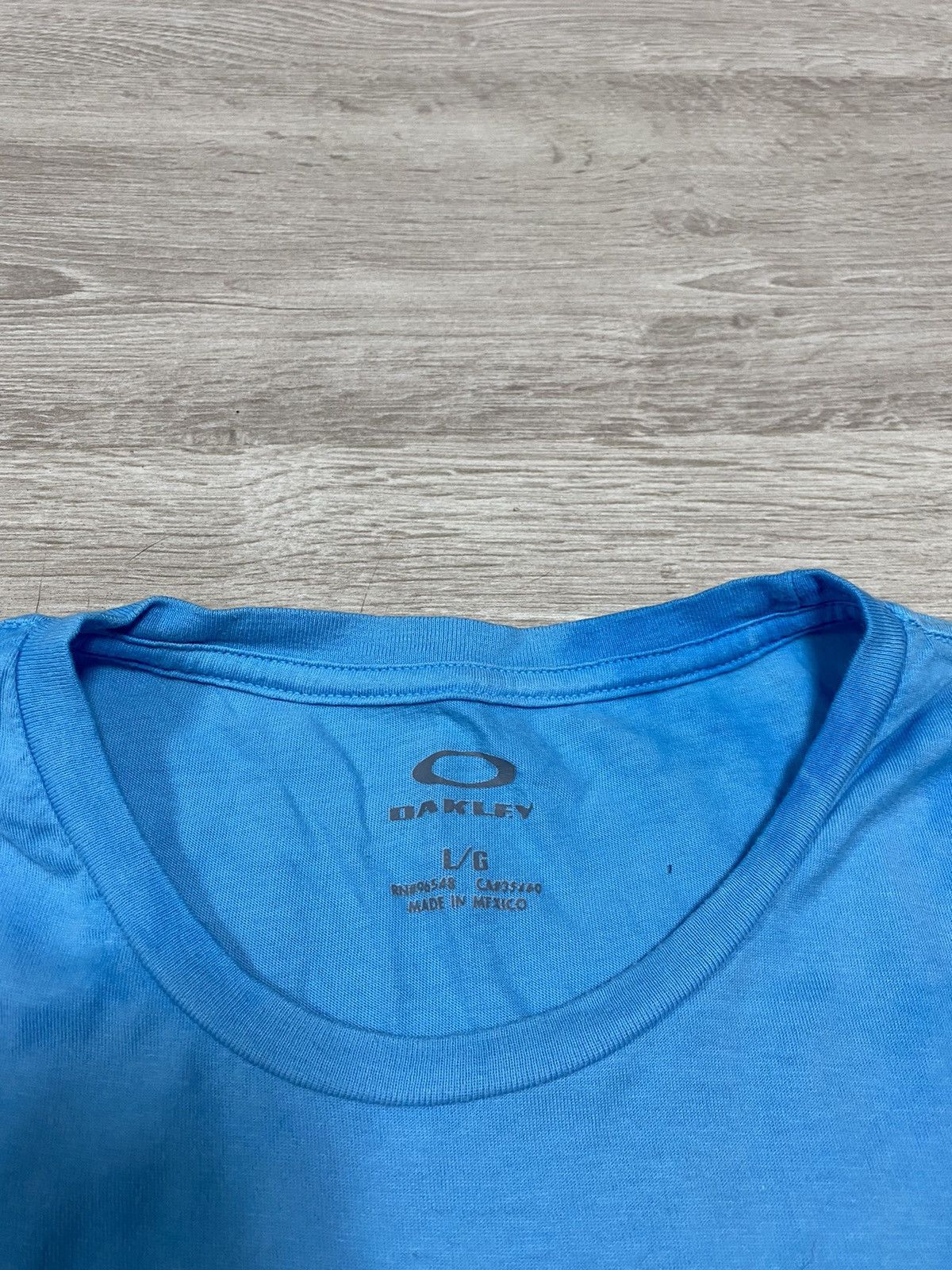 Oakley Vintage OAKLEY Big logo USA Tee size L Size US L / EU 52-54 / 3 - 5 Thumbnail