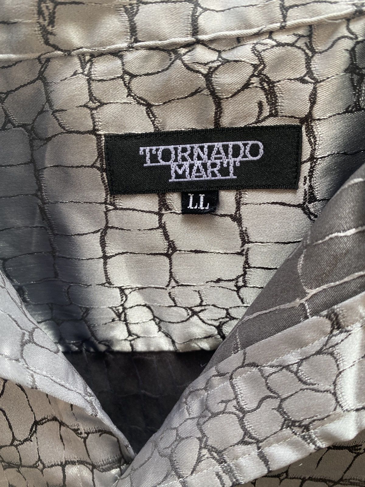 Tornado Mart 2000's Tornado Mart Abstrack Patrern Shirts Size US M / EU 48-50 / 2 - 11 Thumbnail