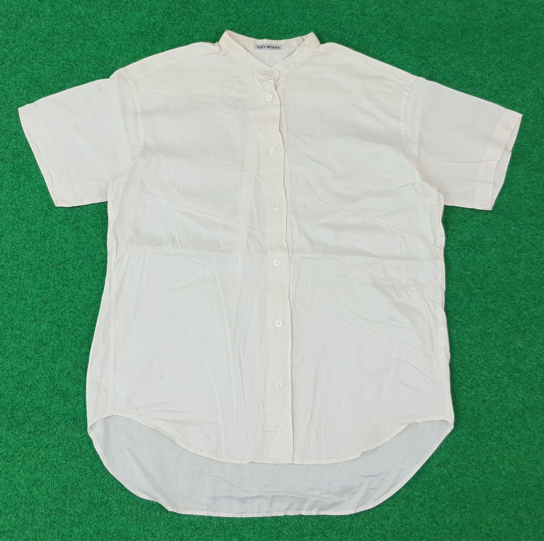 Issey Miyake Vintage Issey Miyake Japan Designer Button Up Shirt C223N53 Size US M / EU 48-50 / 2 - 1 Thumbnail