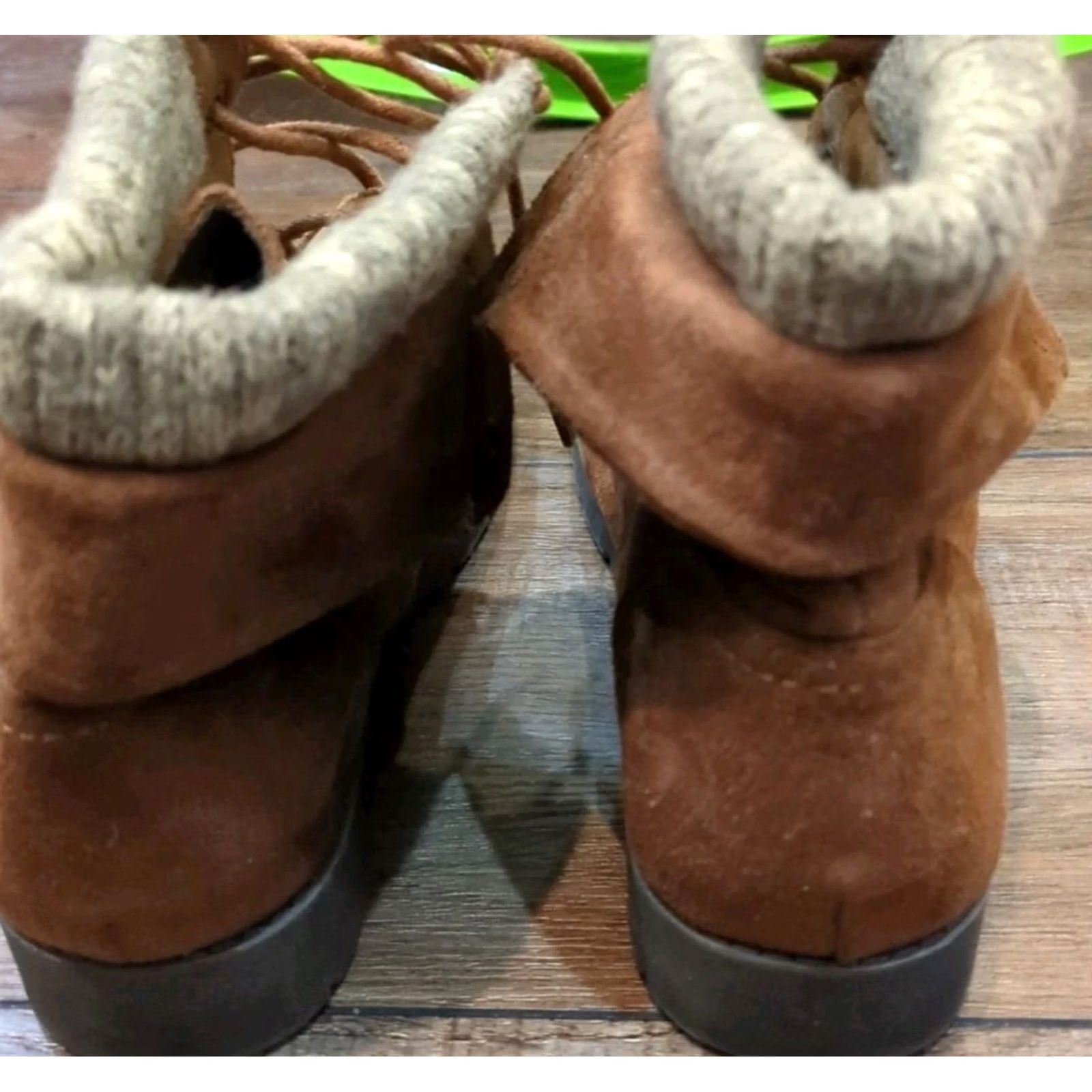 Vintage Arizona Jean Co Women's Bootie Brown Ankle Boots Memory Foam Suede 8 M Casual VerVest? Size 30" / US 8 / IT 44 - 3 Thumbnail
