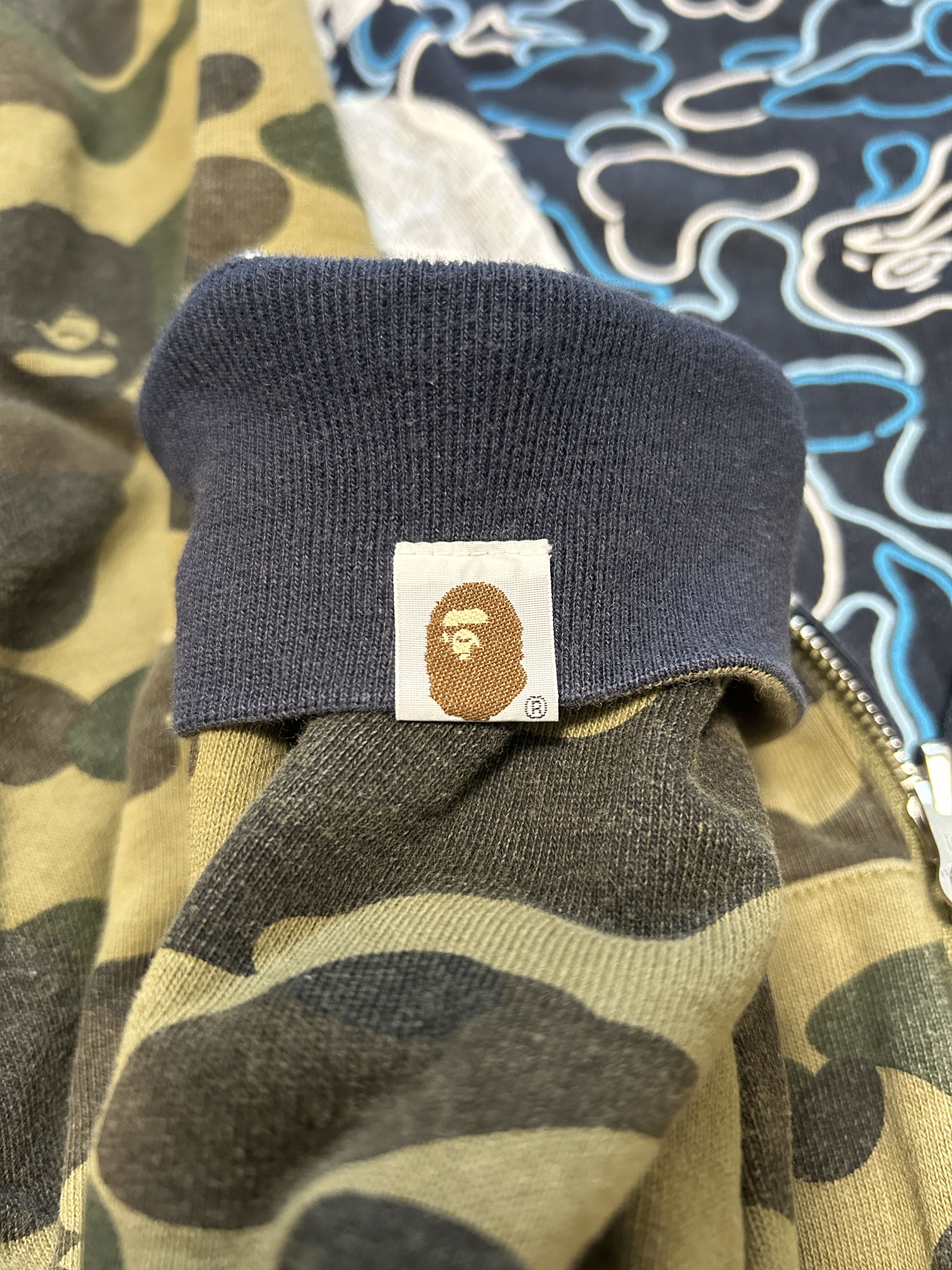 Bape Bape Neon Camo Reversible 1st camo Logo Zip Hoodie Size US L / EU 52-54 / 3 - 5 Thumbnail