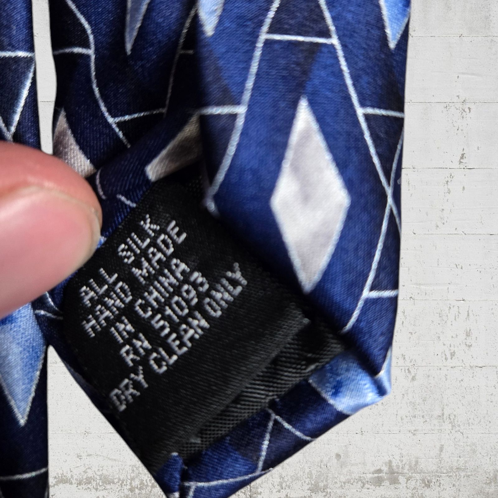 Stafford Vintage Stafford Navy Silver Diamond Argyle Silk Neck Tie Size ONE SIZE - 5 Thumbnail