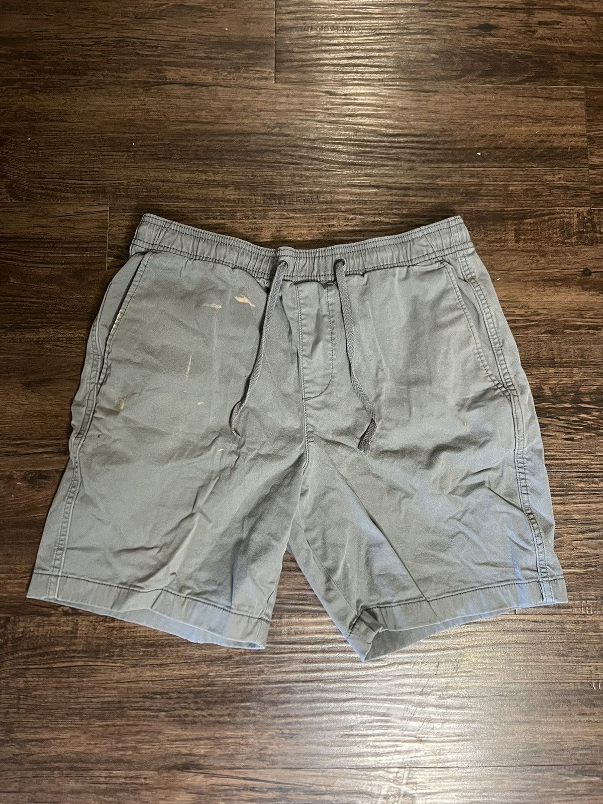 Gap *UNISEX* Gap Shorts Size US 32 / EU 48 - 1 Thumbnail