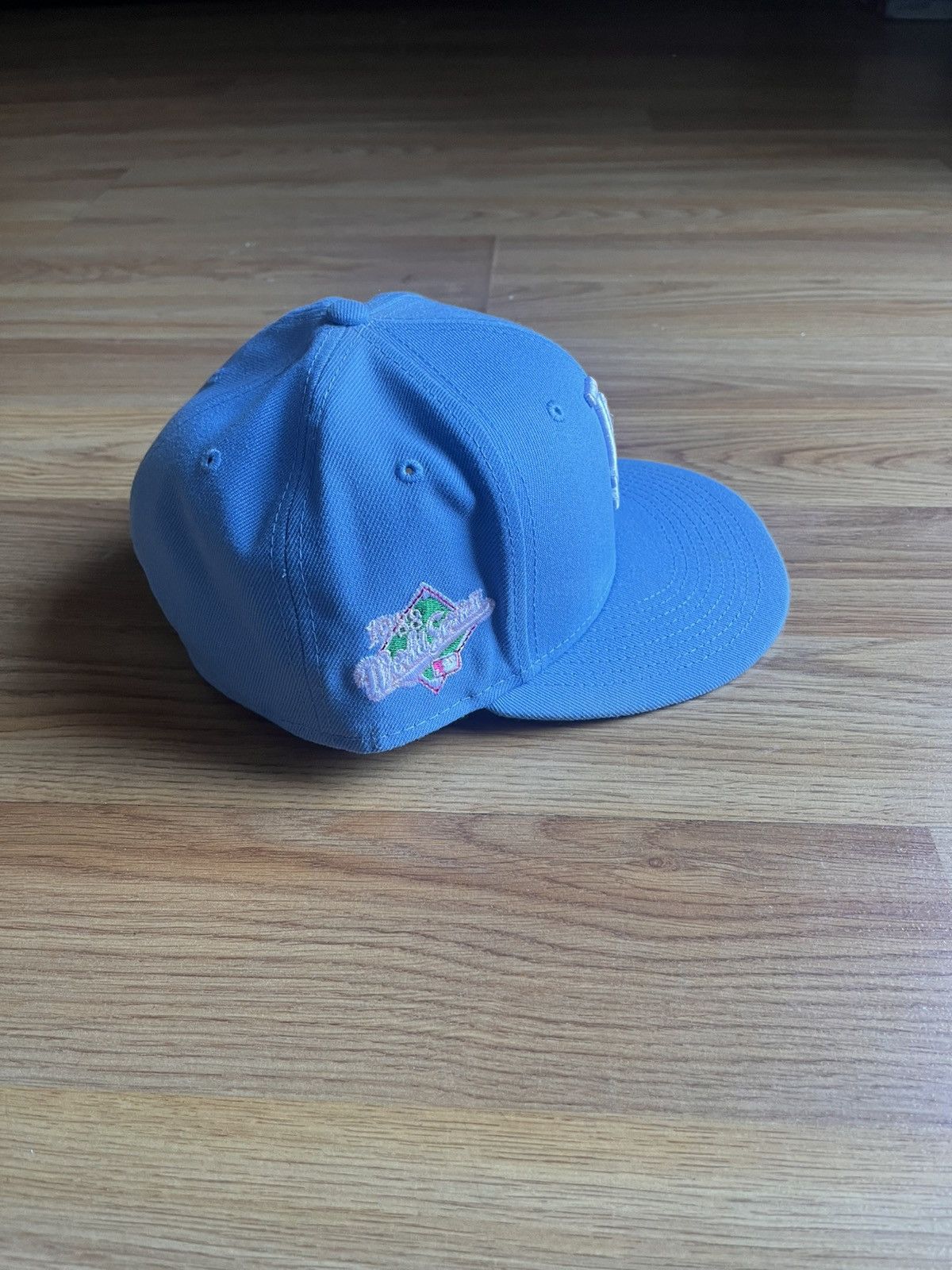 New Era LA Dodgers Cotton Candy Rose Fitted Hat Size ONE SIZE - 2 Thumbnail