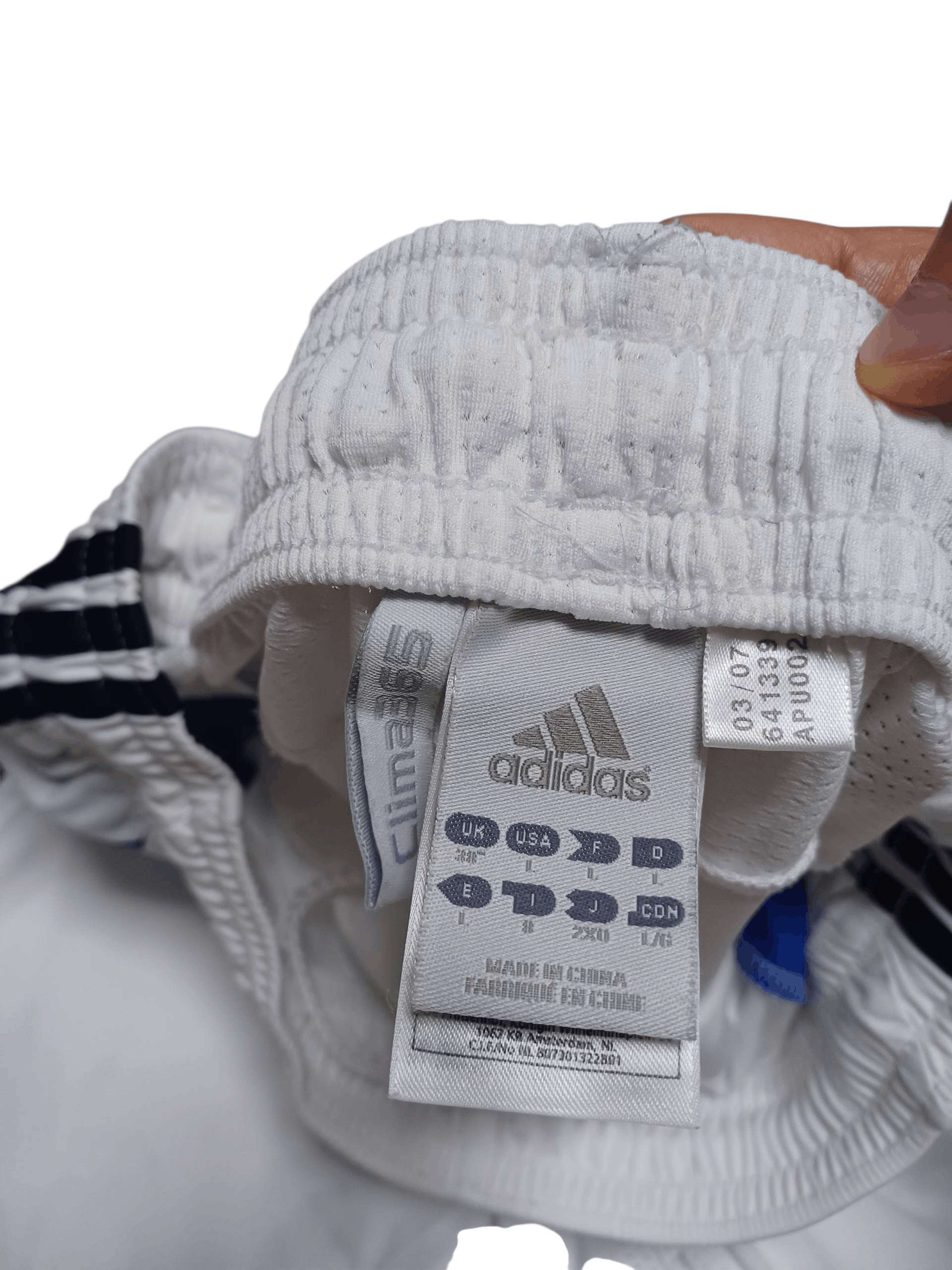Adidas CHELSEA ADIDAS VINTAGE 2007 SOCCER FOOTBALL SHORTS Size US 34 / EU 50 - 5 Thumbnail