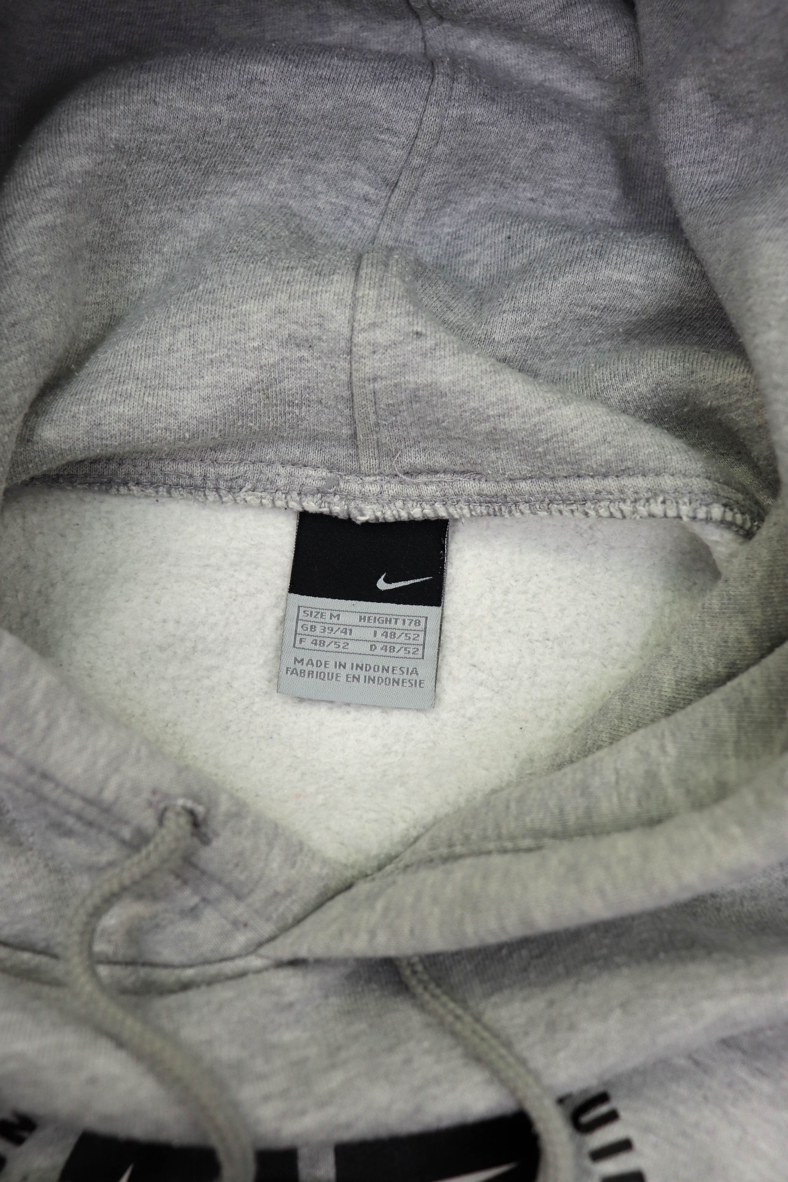 Nike Nike Vintage 00s Basketball Gray Graphics Hoodie Size US M / EU 48-50 / 2 - 8 Thumbnail