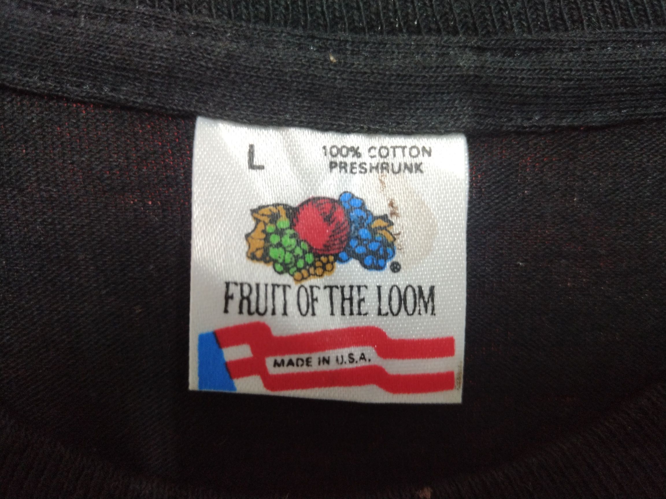 Fruit Of The Loom Vtg tiger sequins Fruits Of the Loom T like new gently used Size US L / EU 52-54 / 3 - 8 Thumbnail