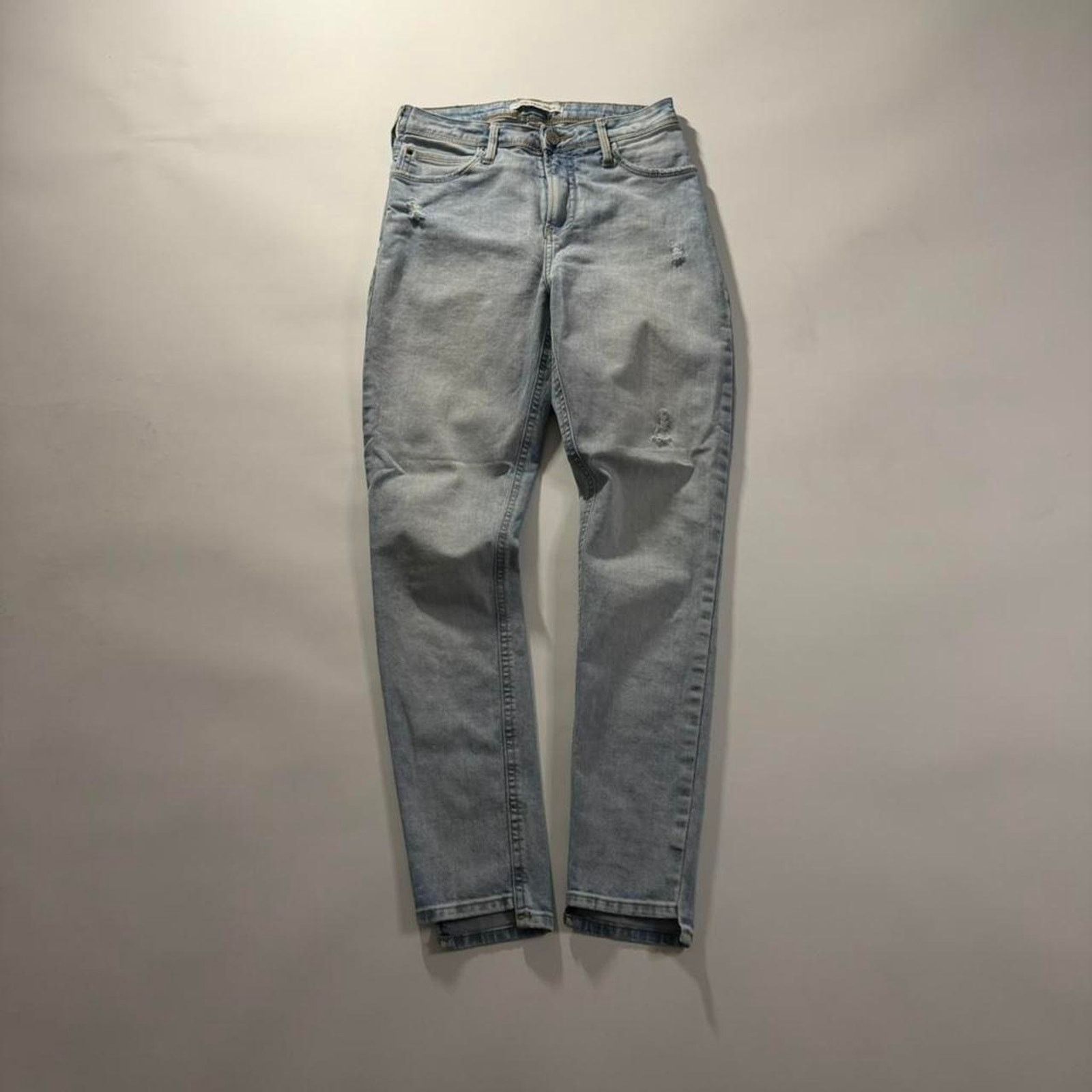 Calvin Klein × Hedi Slimane × Vintage vintage 2000s skinny fit calvin klein distressed jeans Size US 26 / EU 42 - 2 Thumbnail