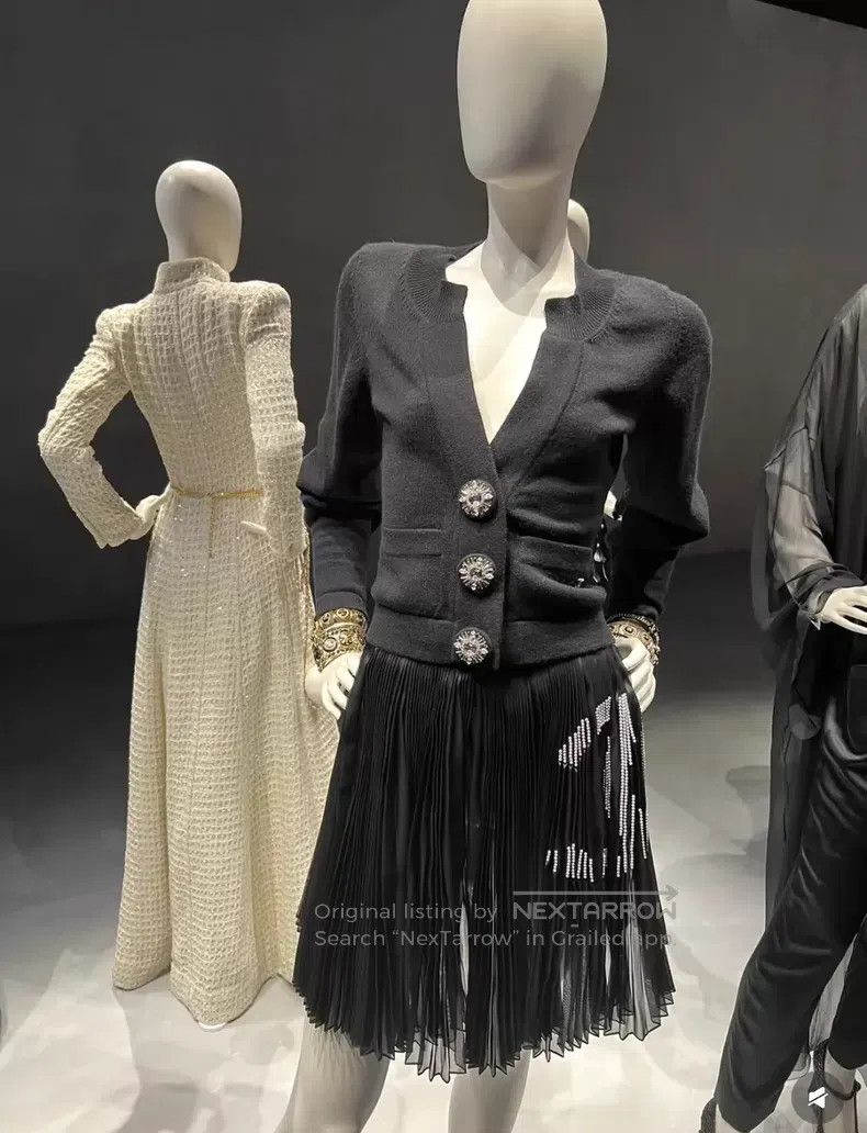 Chanel Chanel 22A Handicraft Workshop Series Sunflower Diamond Ge Size XS / US 0-2 / IT 36-38 - 6 Thumbnail