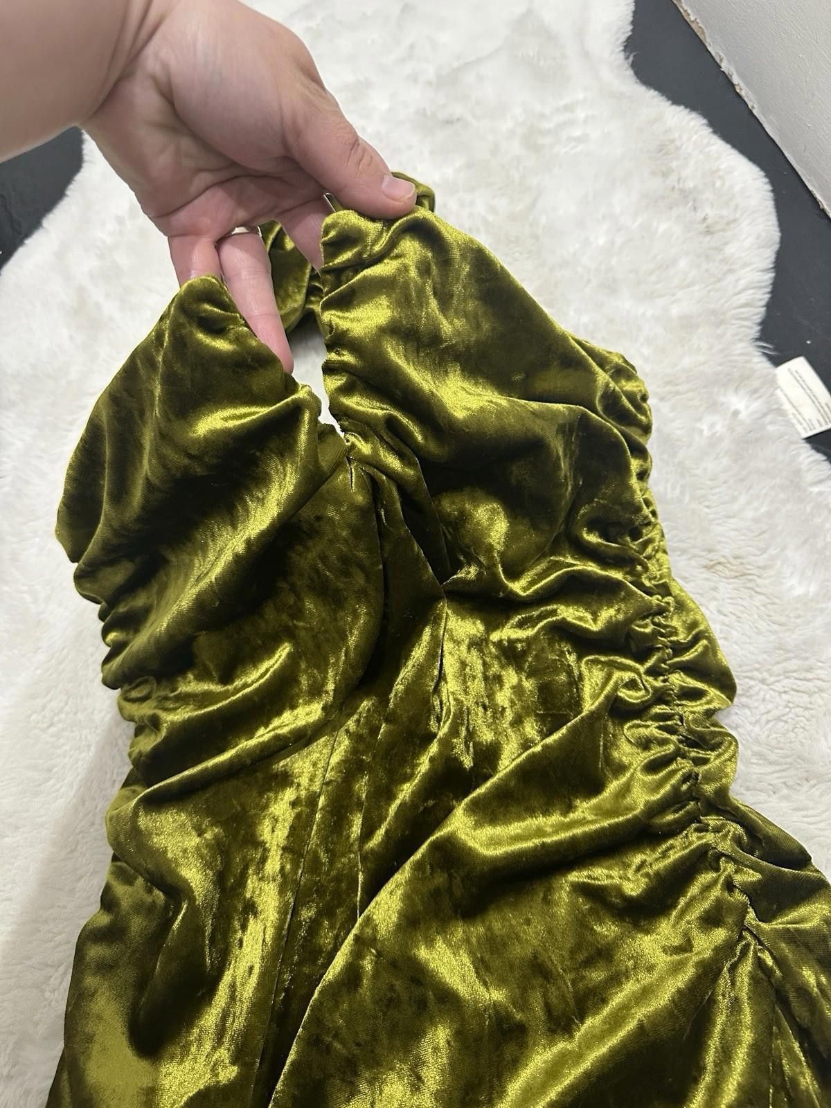 Zara ZARA green long maxi velvet dress BNWT Size XL / US 12-14 / IT 48-50 - 6 Thumbnail