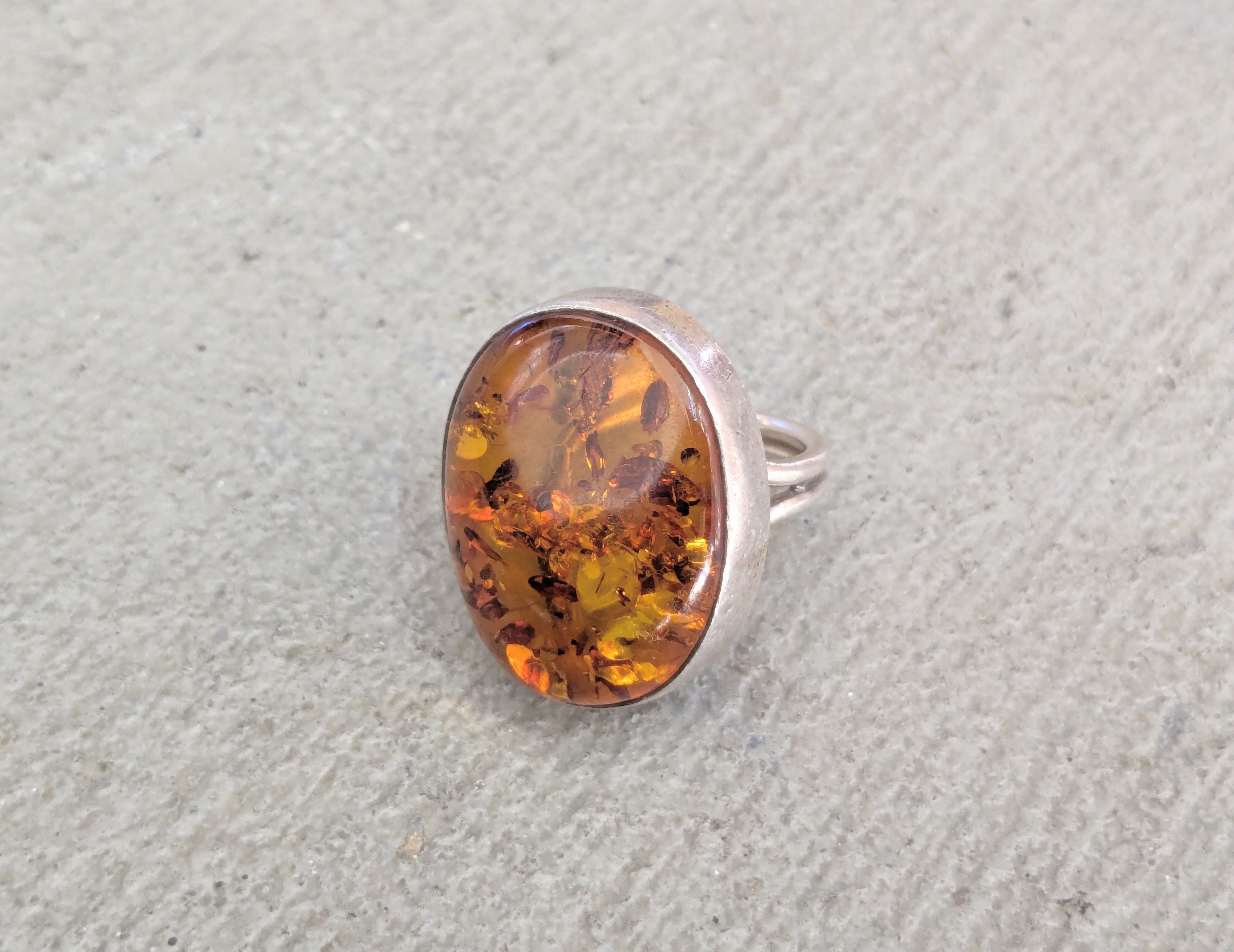 Vintage Vintage Sterling Silver Ring Orange Amber Oval Size ONE SIZE - 1 Thumbnail