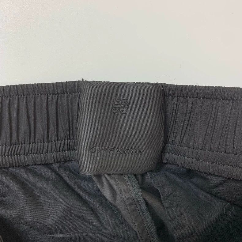 Givenchy Givenchy 4G Metal扣 Work Pants Size 44 Black Size US 28 / EU 44 - 2 Thumbnail