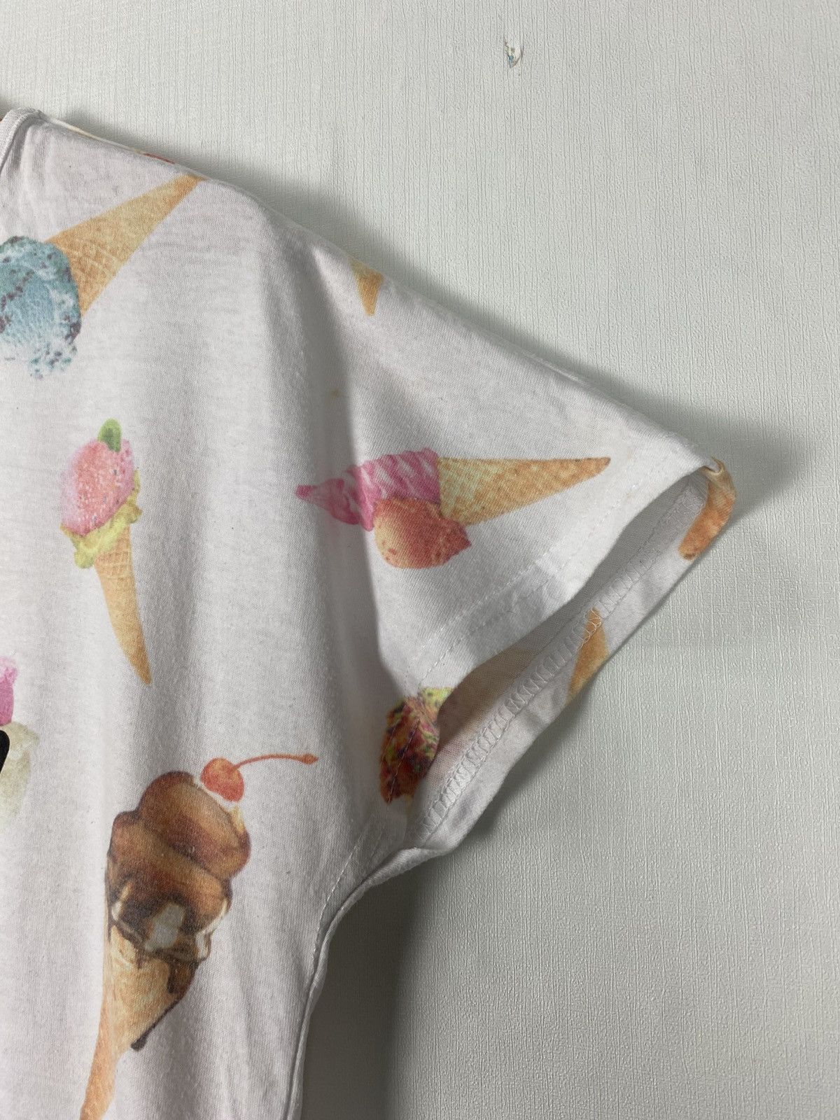 Fiorucci Fiorucci Womens Tee Size M / US 6-8 / IT 42-44 - 5 Thumbnail