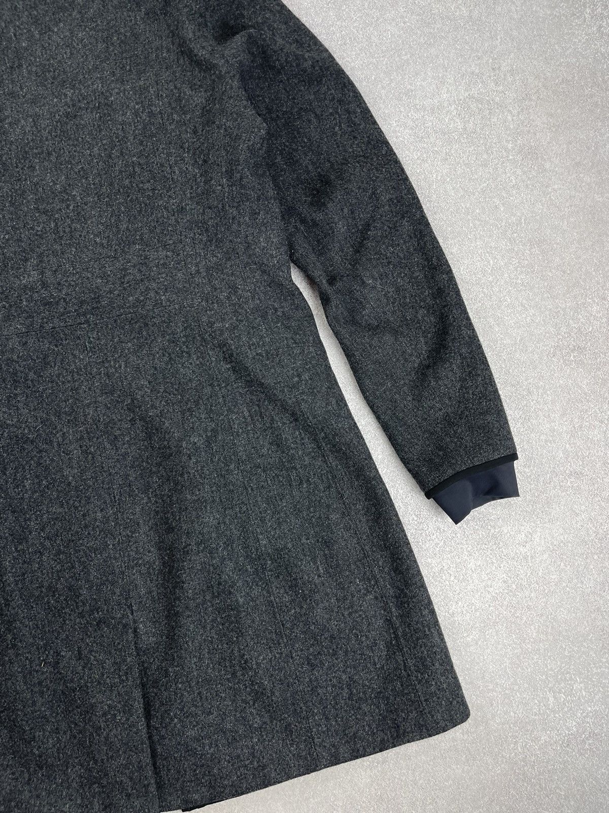 Arc'teryx Arcteryx Lanea Long Coat Wool Jacket Grey Size S Size S / US 4 / IT 40 - 13 Thumbnail