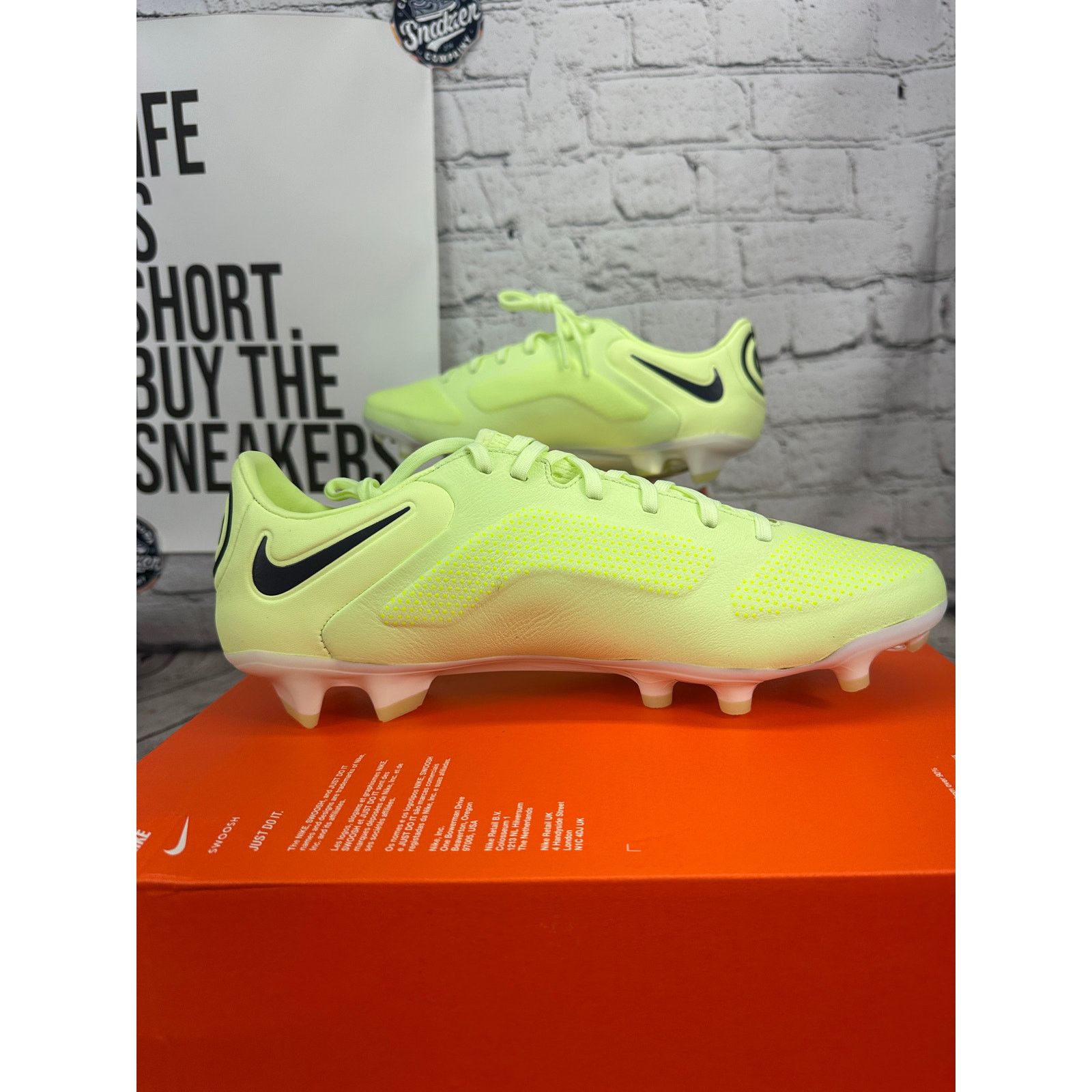 Nike Nike Tiempo Legend 9 Pro FG Soccer Shoes Womens 5.5 Volt Size US 5.5 / IT 35.5 - 6 Thumbnail