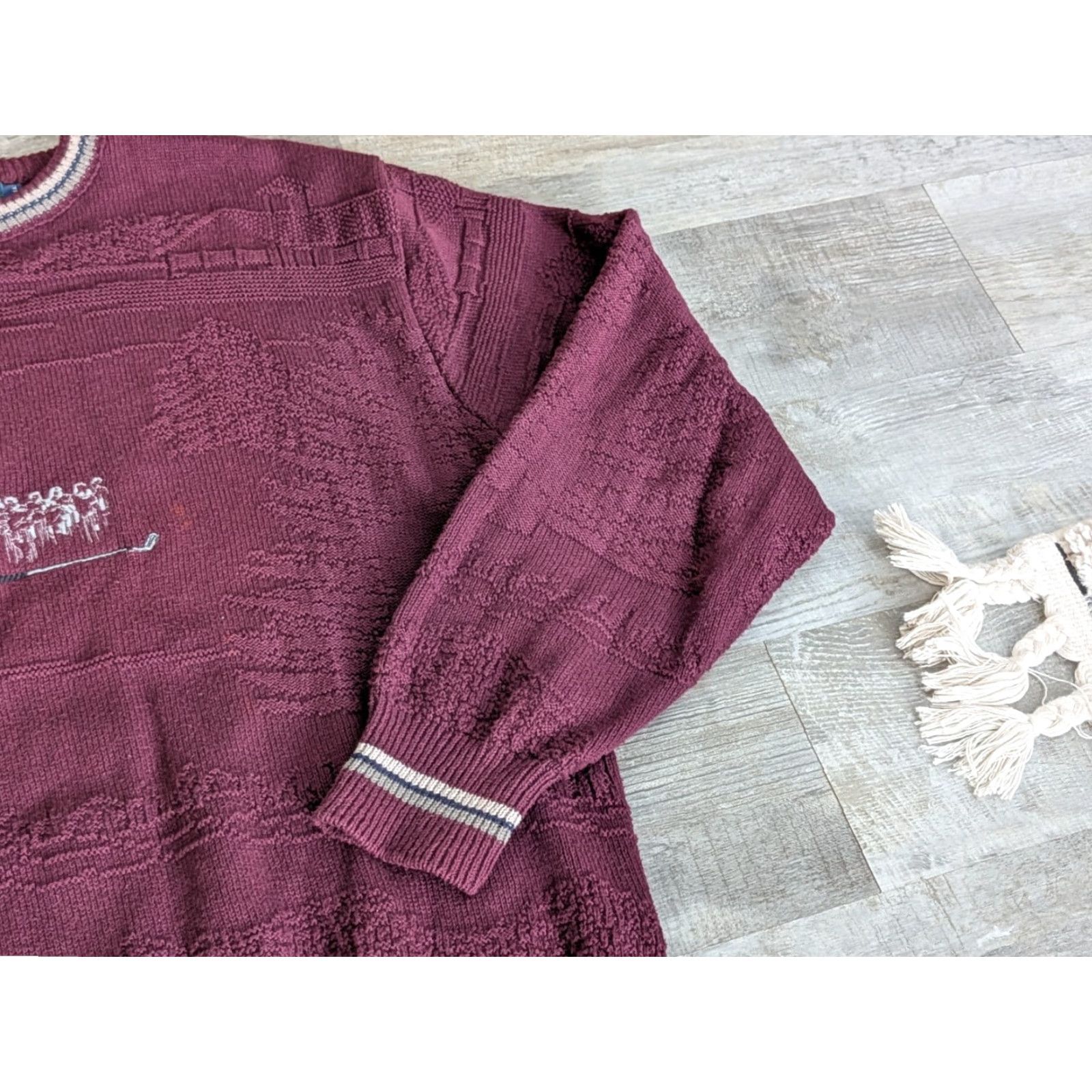 Vintage VINTAGE Carmel Mens Textured Golf Sweater Crew Neck Long Sleeve Sz L Burgundy USA Made Golf 90s Classic Sports Pullover Men Size US L / EU 52-54 / 3 - 4 Thumbnail