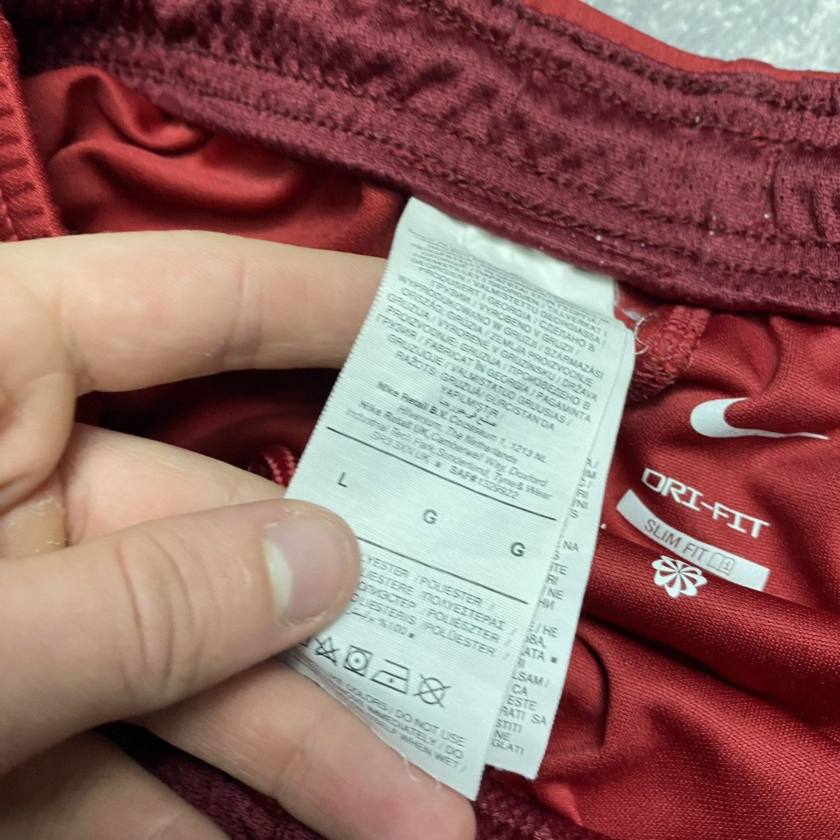 Nike Men’s Nike FC Liverpool training Basic soccer shorts Size US 34 / EU 50 - 5 Thumbnail
